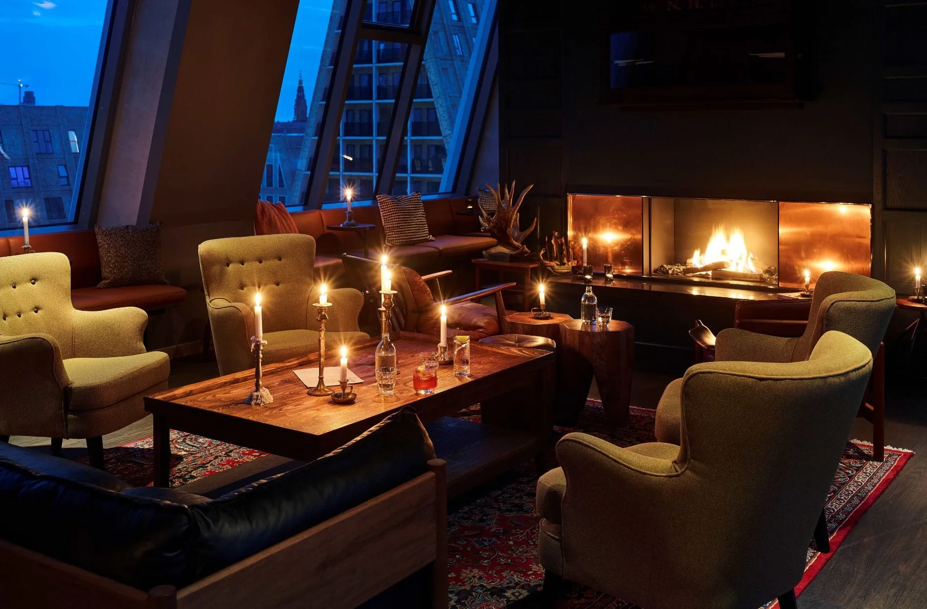 25hours Paper Island