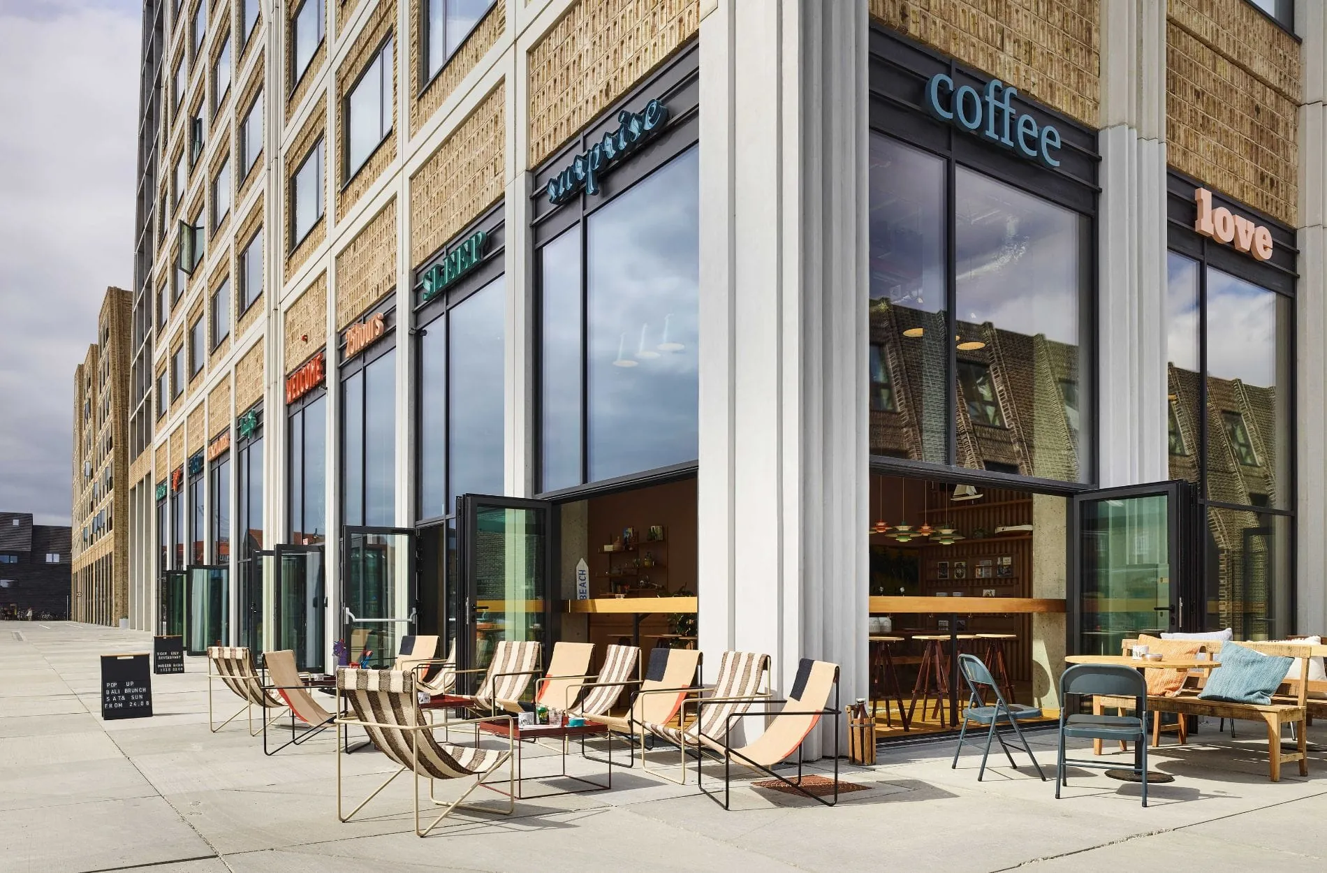 25hours Paper Island