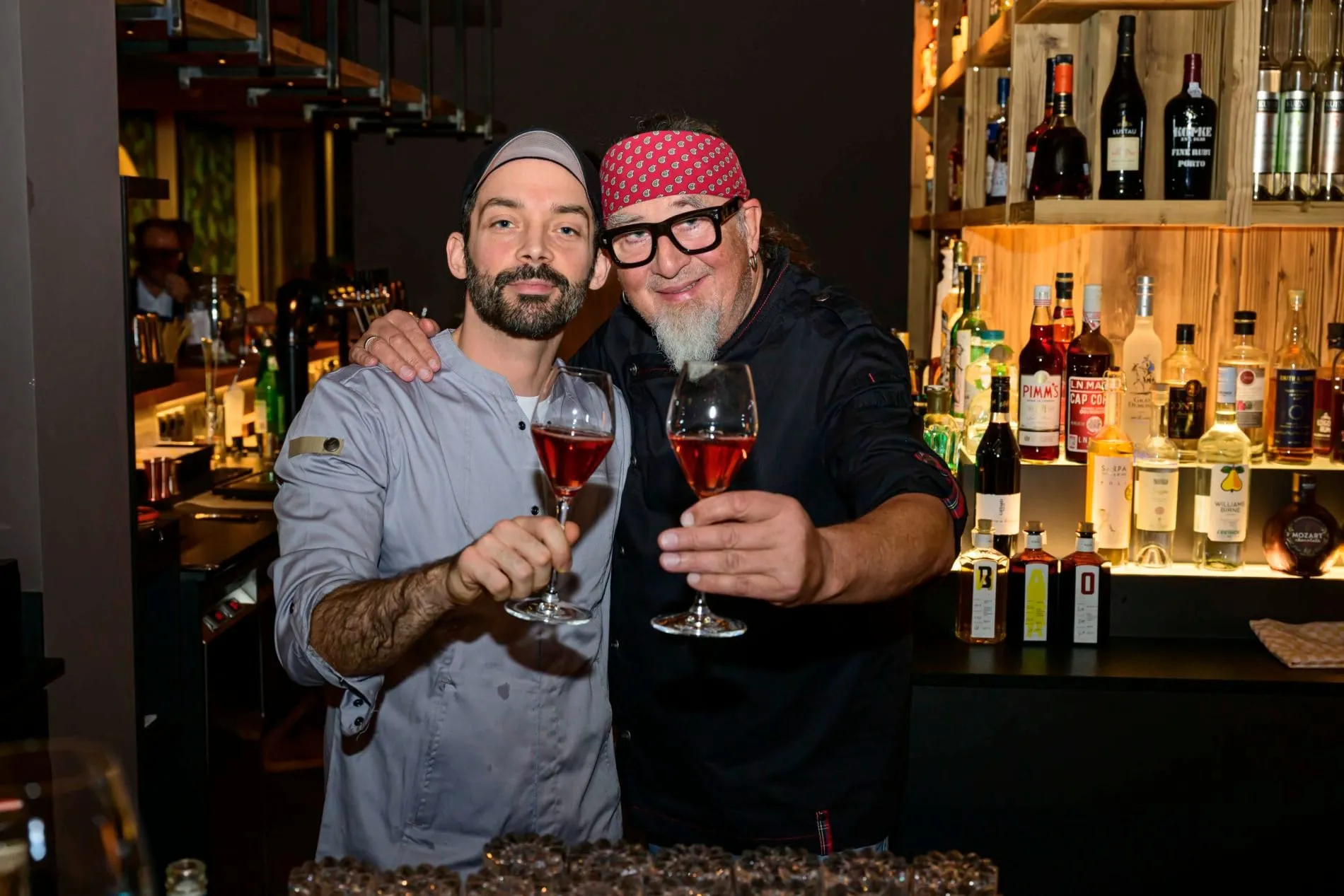 Adea-Barchef Rene Soffner und Starkoch Stefan Marquard