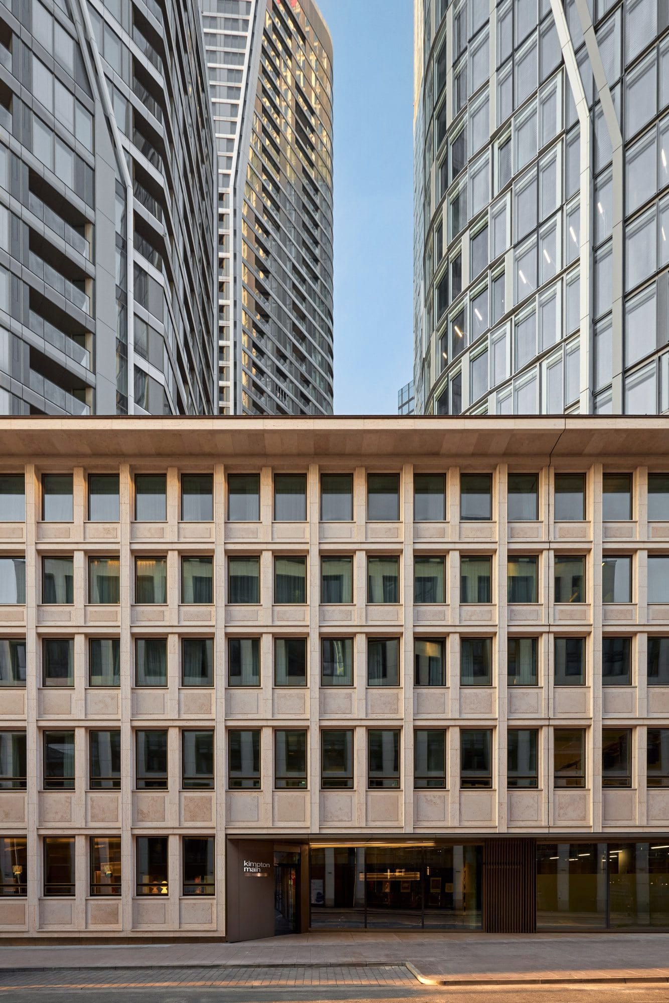 Außen Kimpton Main Frankfurt Eröffnung
