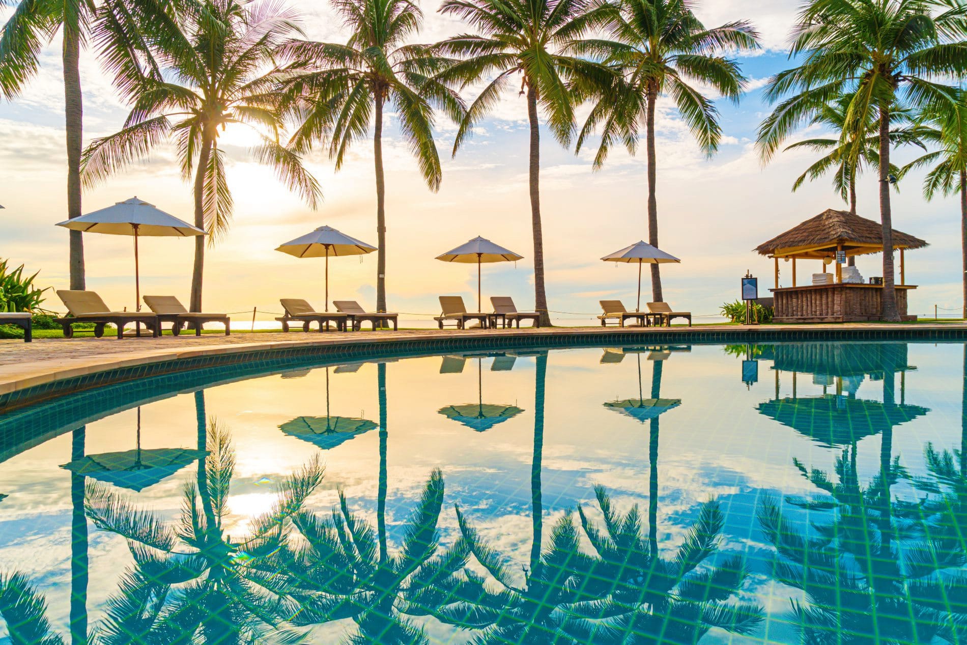 Hoteltrends 2025 Symbolbild Pool