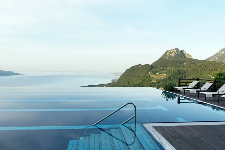 Lefay Resort & Spa Lago di Garda Infinity-Pool