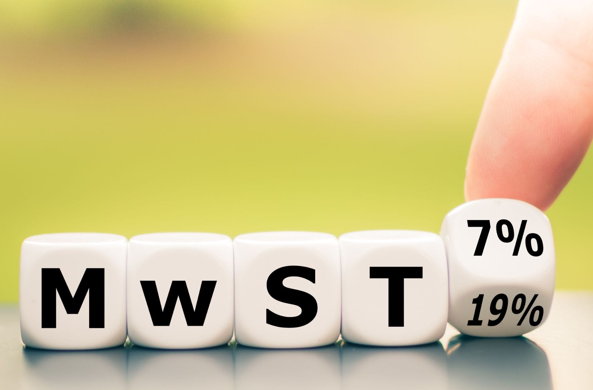  7 Prozent Mehrwertsteuer kommt 2026 - Tophotel.de Illustration 