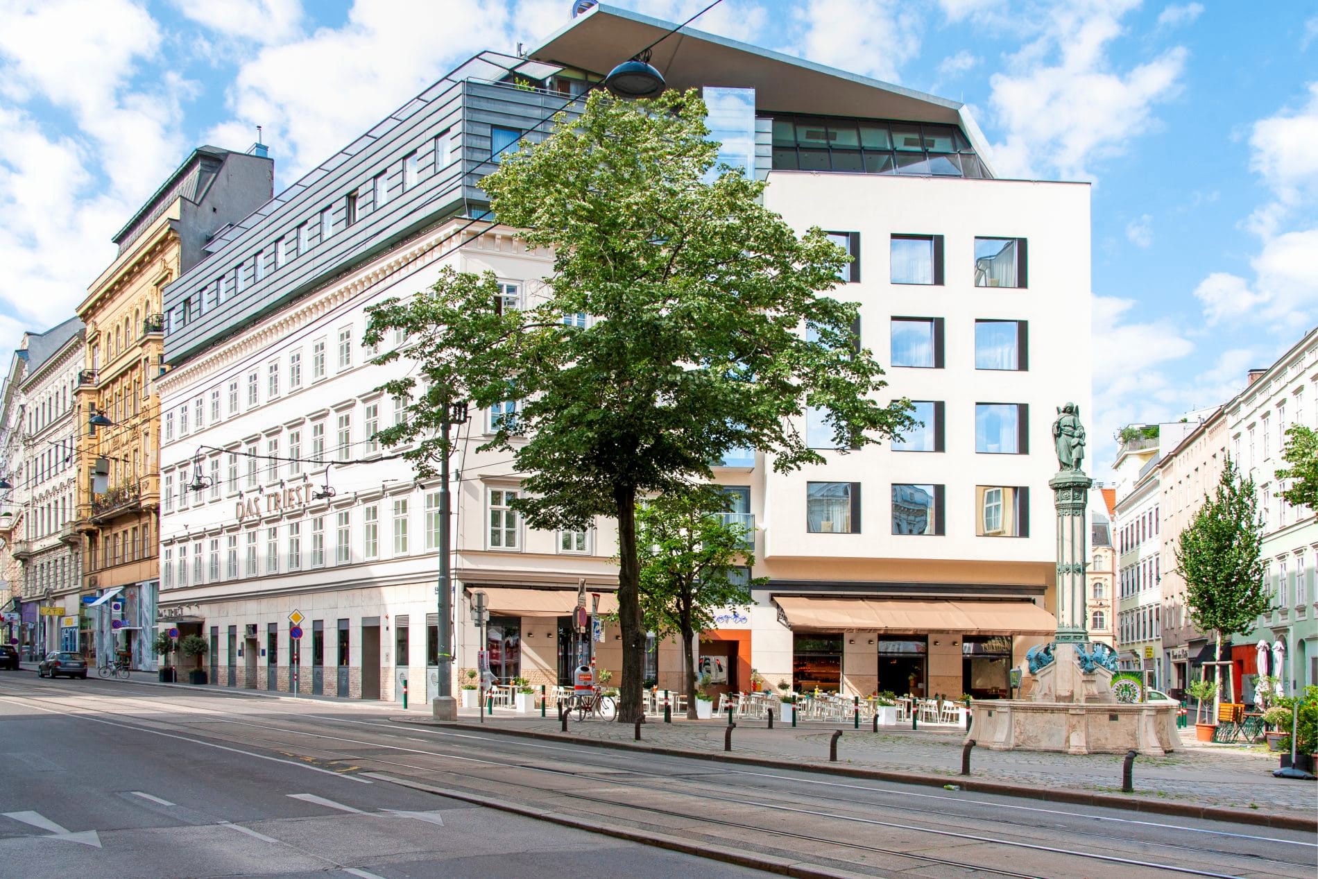 Radisson Blu Das Triest Hotel, Vienna Exterior