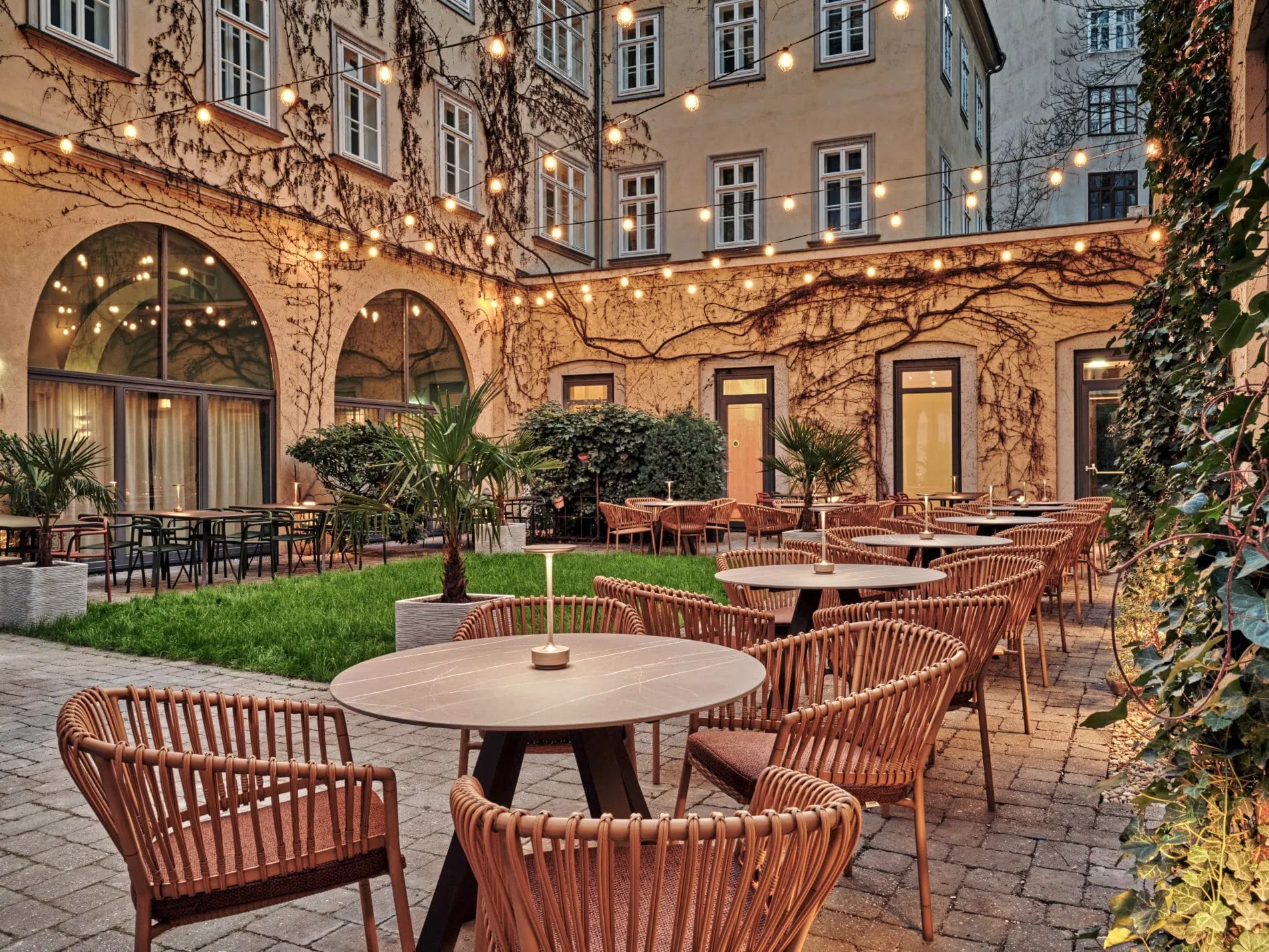 Radisson Blu Das Triest Hotel, Vienna, La Terrazza