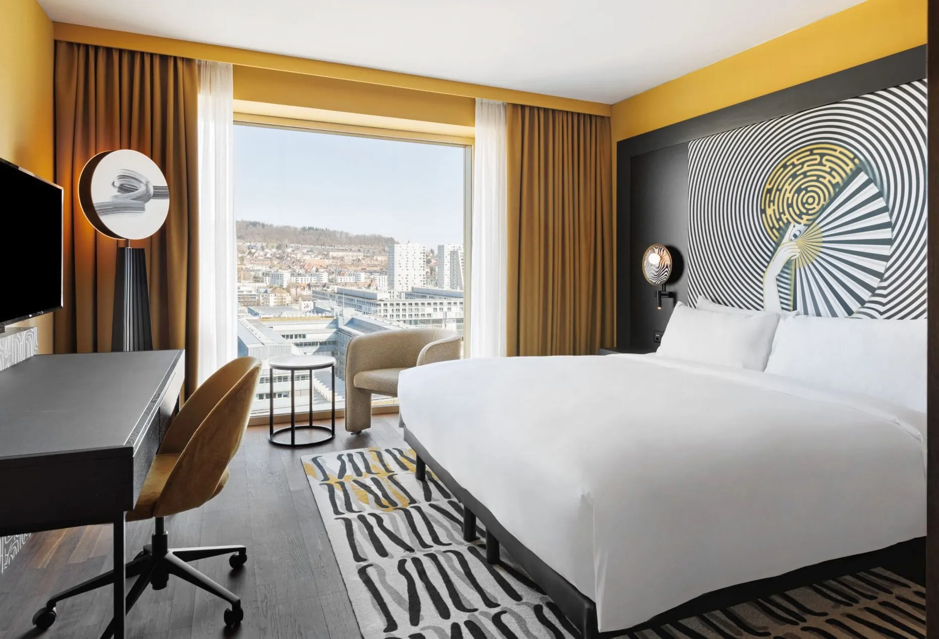 Renaissance Zurich Tower Hotel