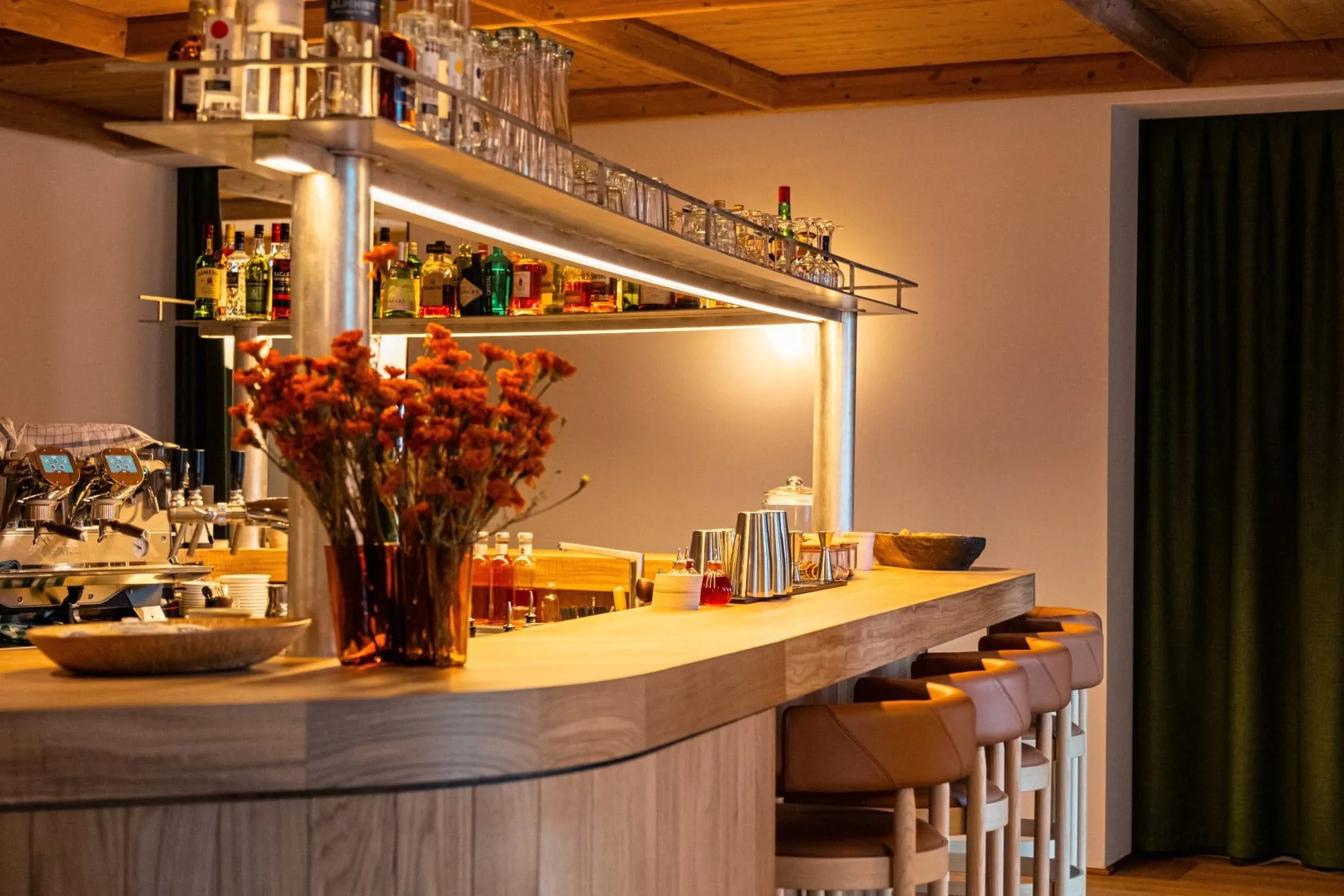 Grand Hotel Belvedere, Bar