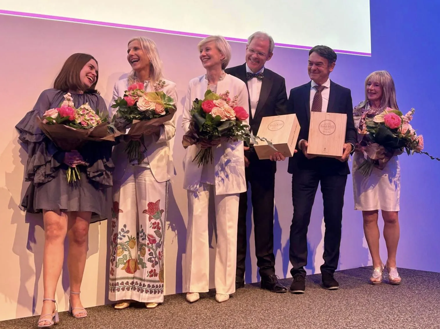 Gala-Abend: Familie, Freunde und ehemalige Preisträger würdigen Thomas Schreiner.