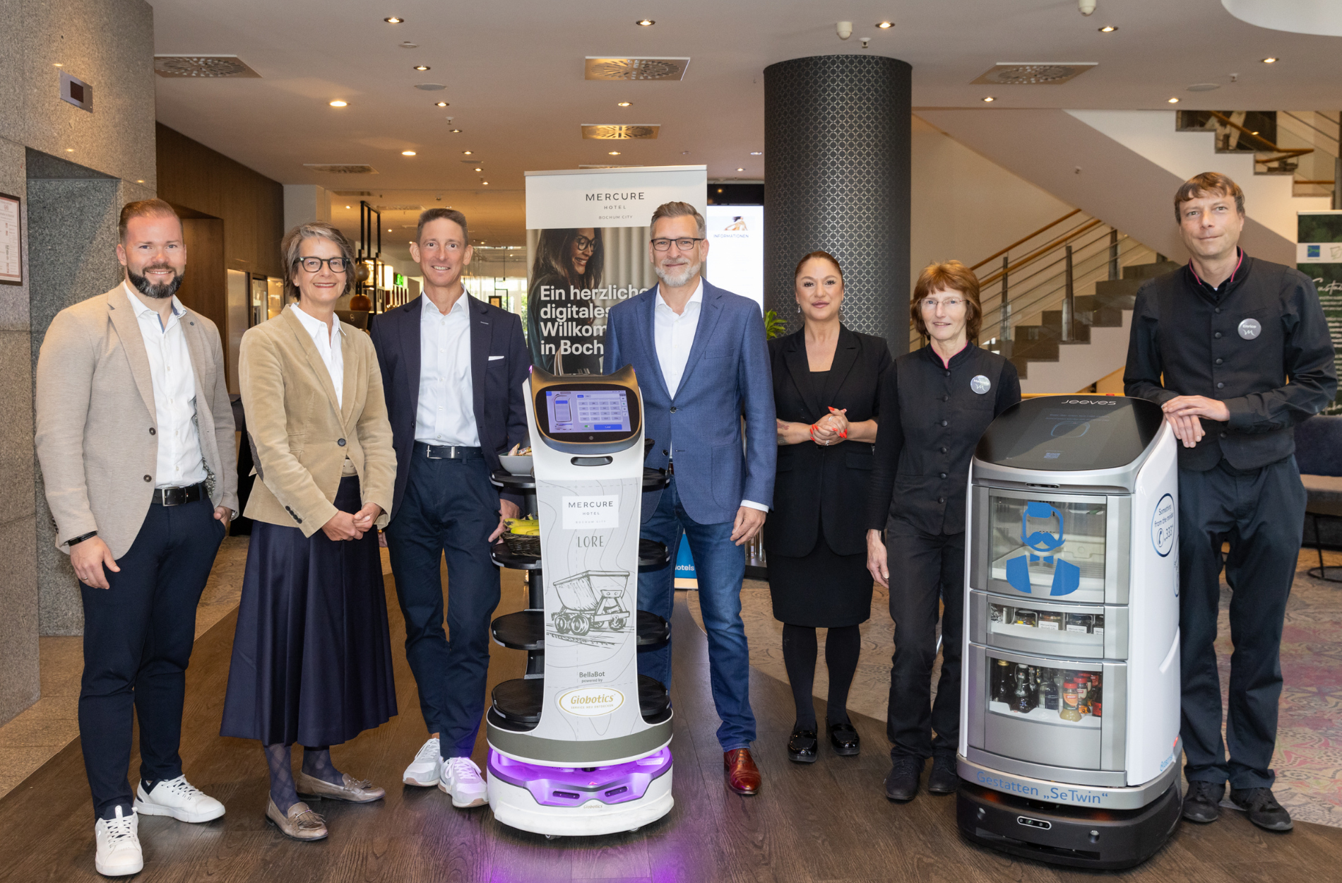 So integrieren die Event Hotels Roboter im Hotelalltag