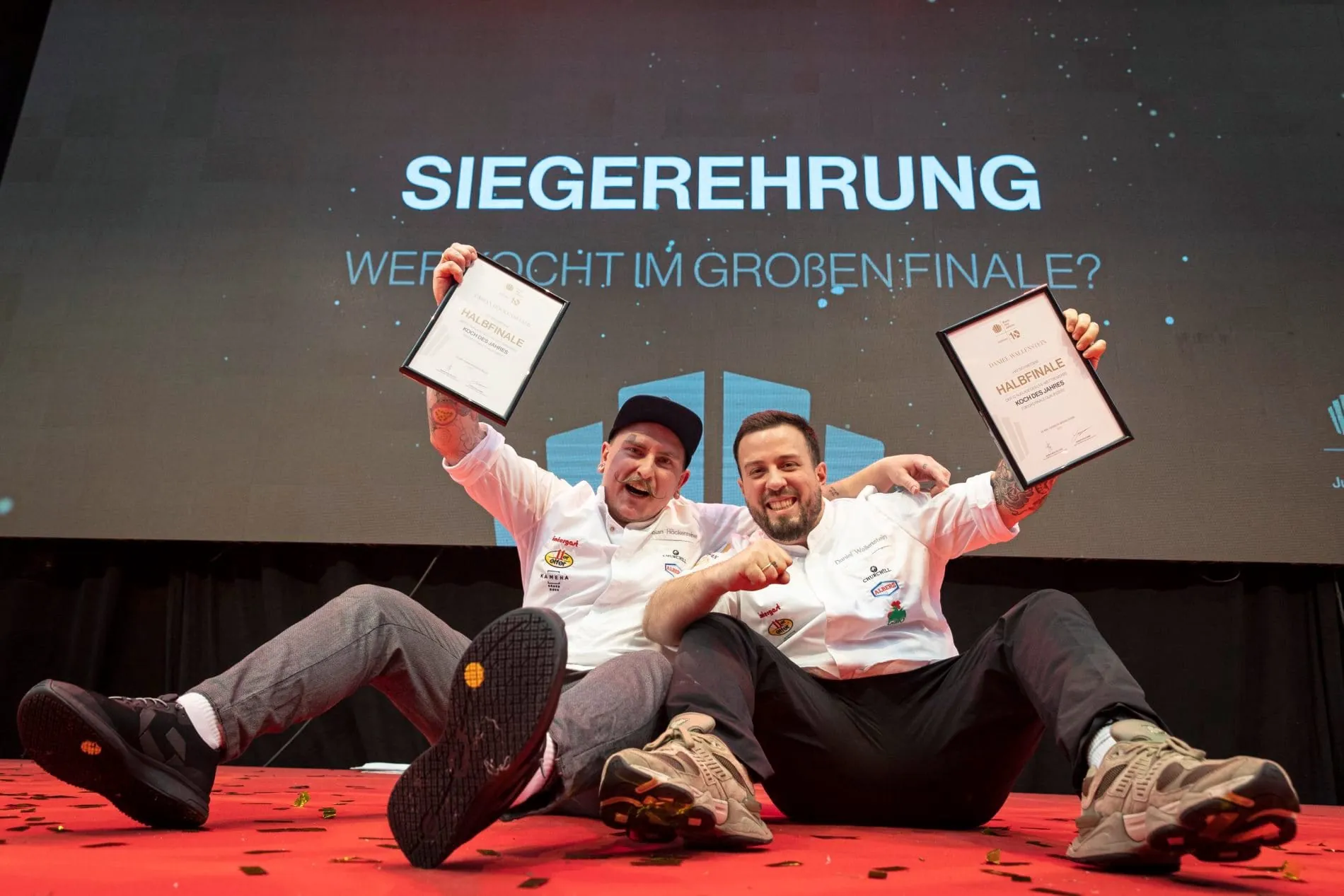 Finalist: Fabian Höckenreiner (links), Küchenchef, Fichters Kulturladen, mit dem Finalisten Daniel Wallenstein.