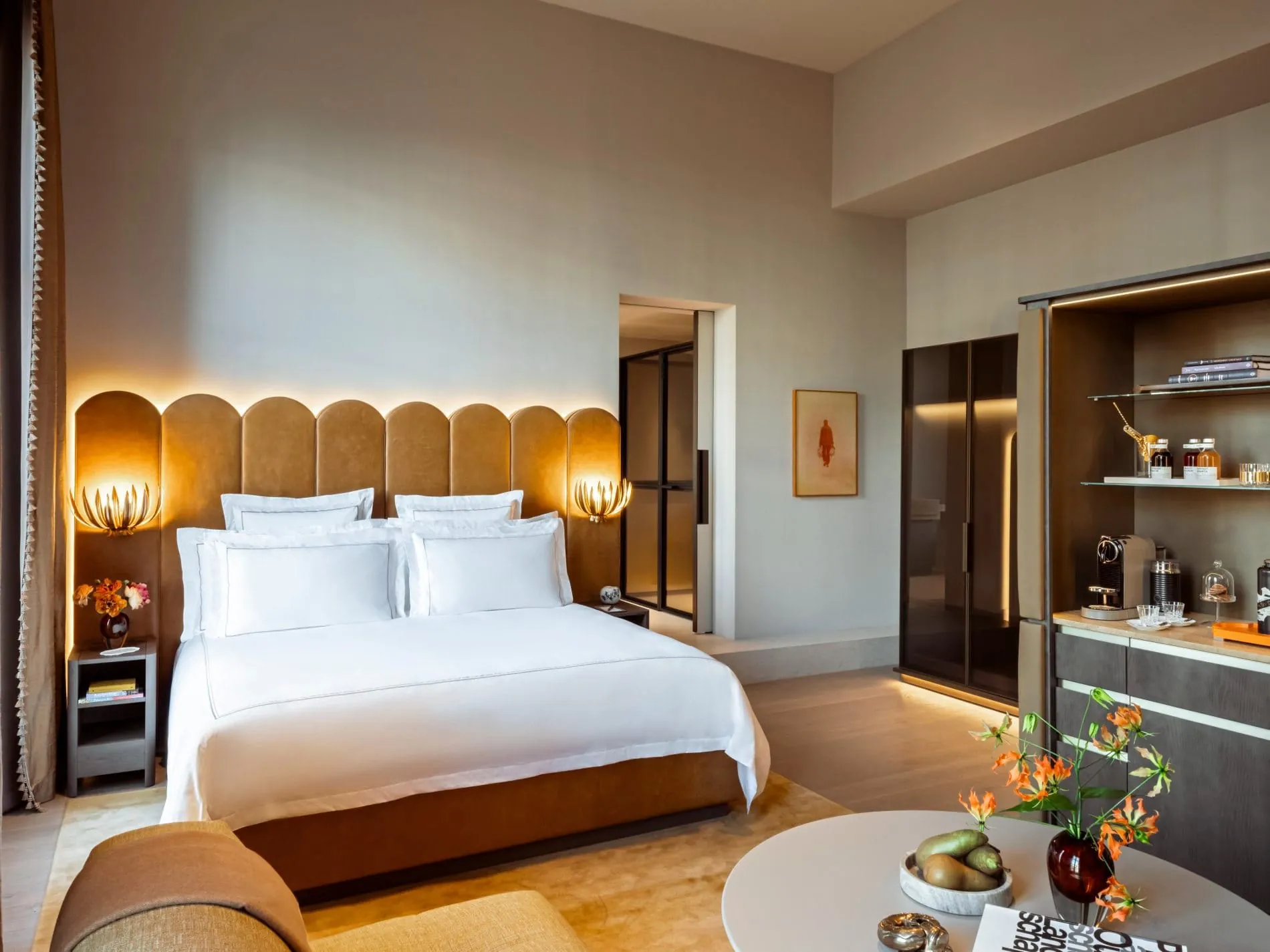 Das Hotel bietet 134 individuell gestaltete Gästezimmer.