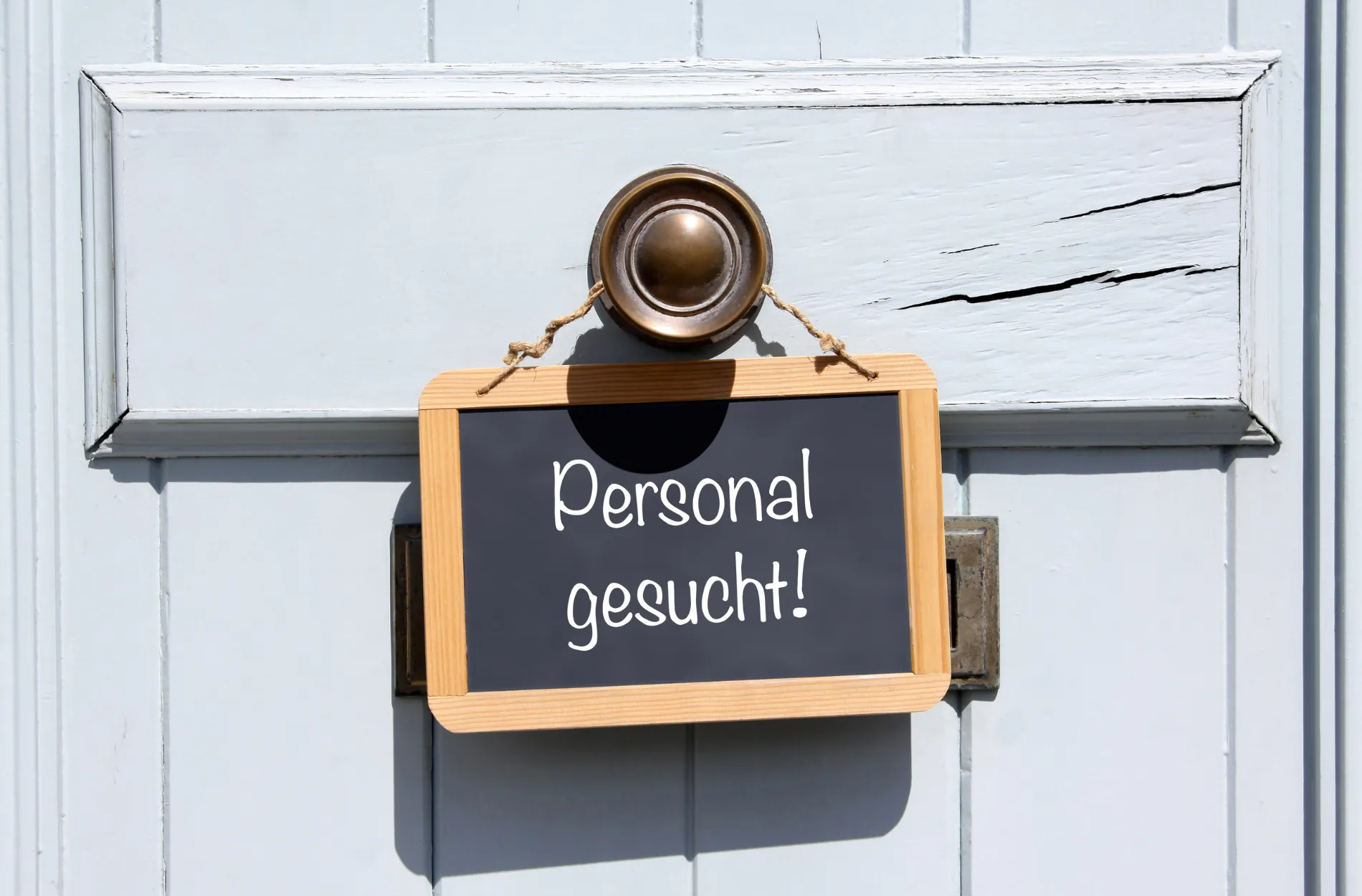 Saisonarbeitskräfte gesucht: Bei ihrer Beschäftigung sind steuerliche und sozialversicherungsrechtliche Vorgaben genau zu beachten.