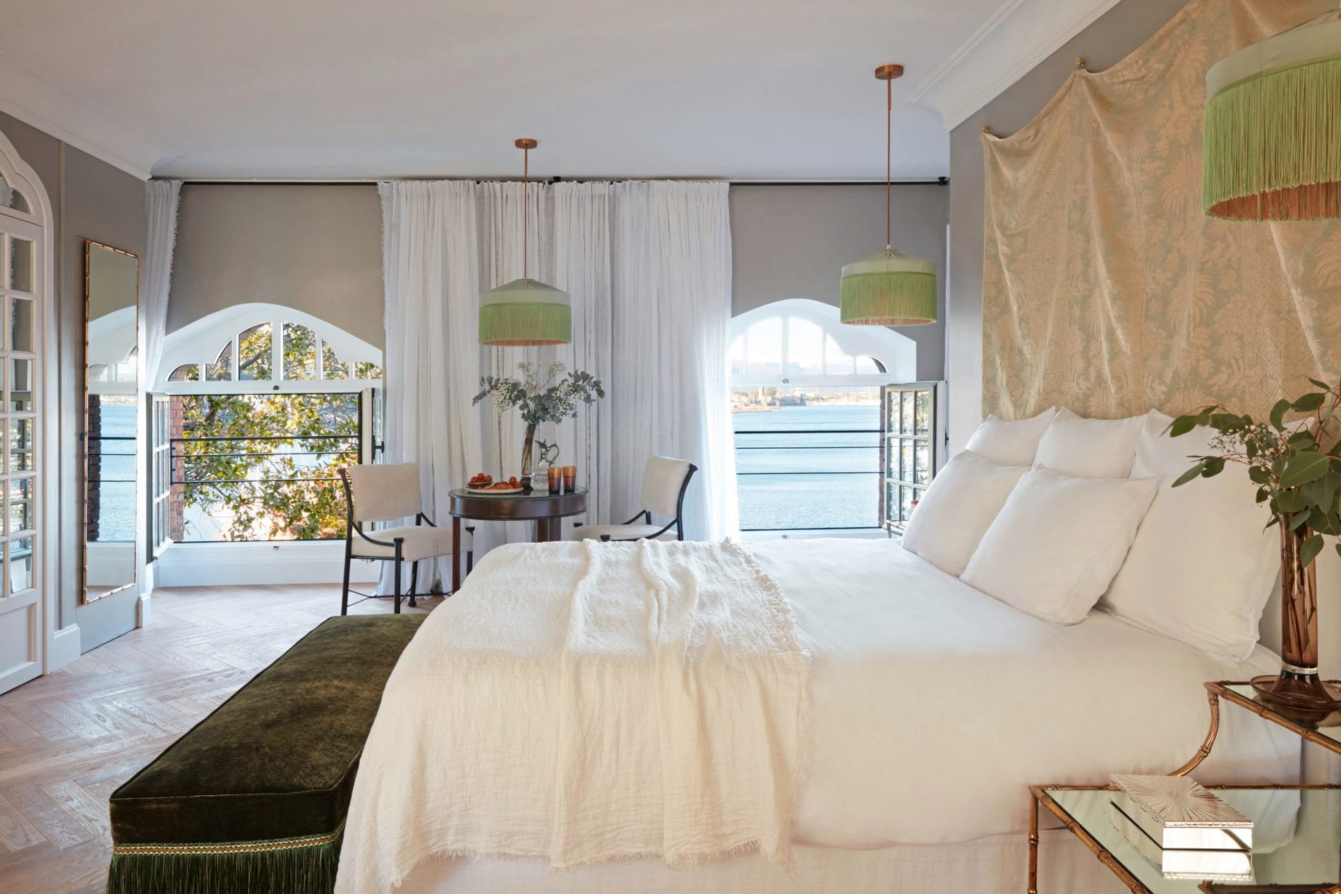 Von allen 44 Zimmer können die Gäste auf das Mittelmeer blicken.