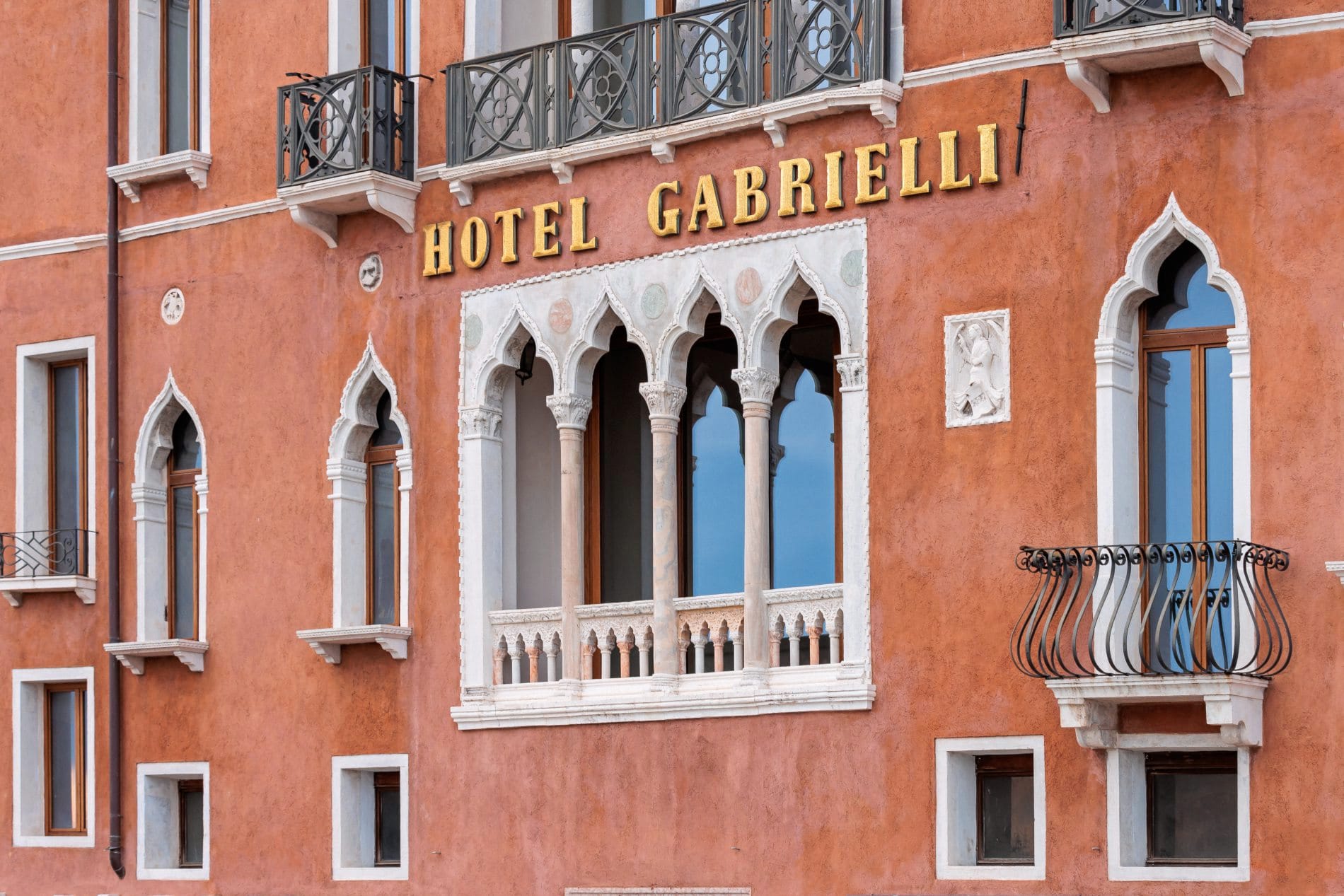 Das Hotel Gabrielli liegt an der Promenade Riva degli Schiavoni in Venedig.
