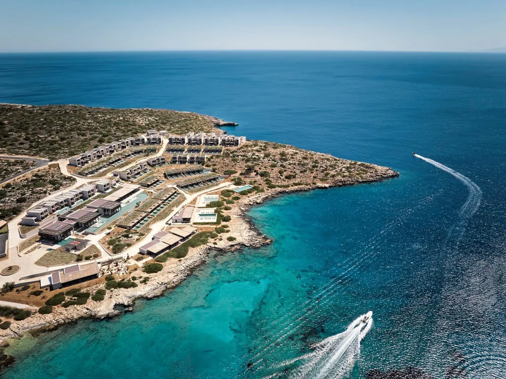 Das Hotel liegt an der K&uuml;ste von Marathi, unweit der kretischen Stadt Chania.
