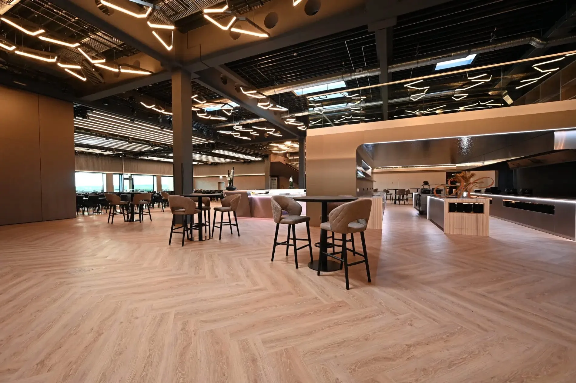 Flexible Raumkonzepte, befahrbare Flächen und moderne Licht- und Tontechnik sollen ein breites Nutzungsspektrum ermöglichen.