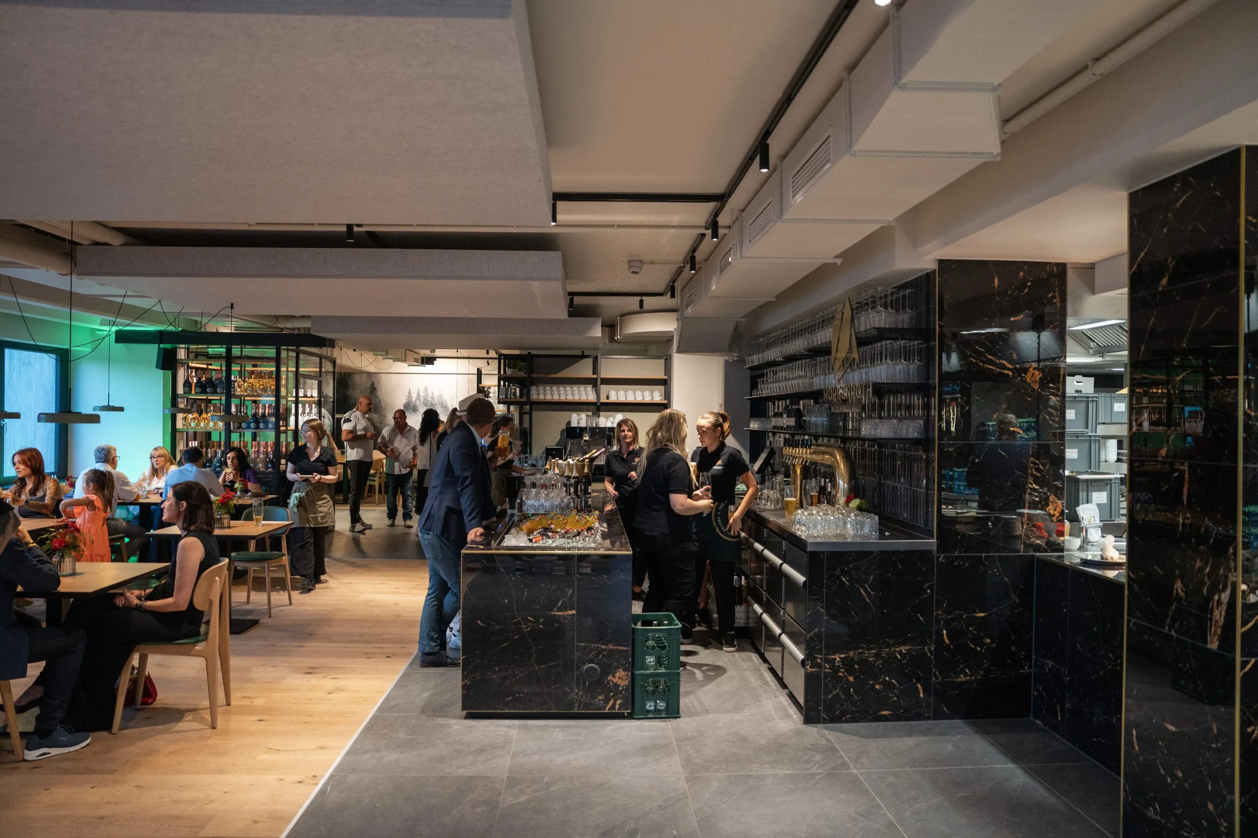 Für den Schlummertrunk: Die Hotel-Bar im Morgenroth.