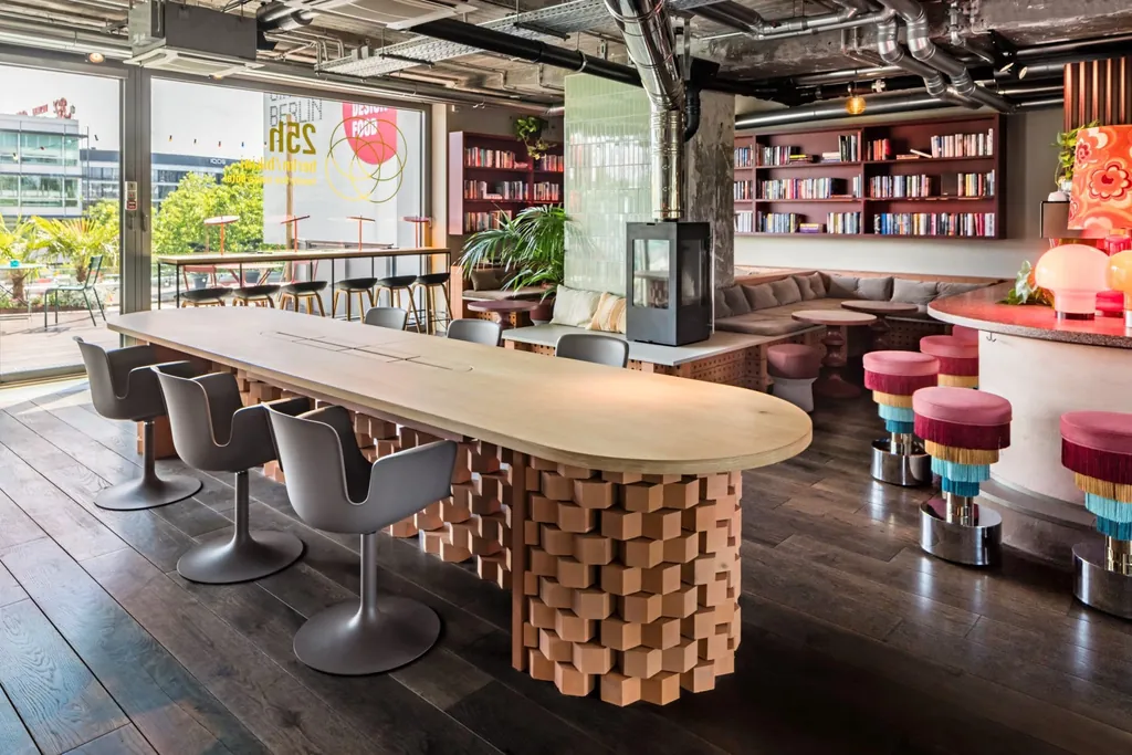 Neu im dritten Stock: Die „Nomad Day Bar“.