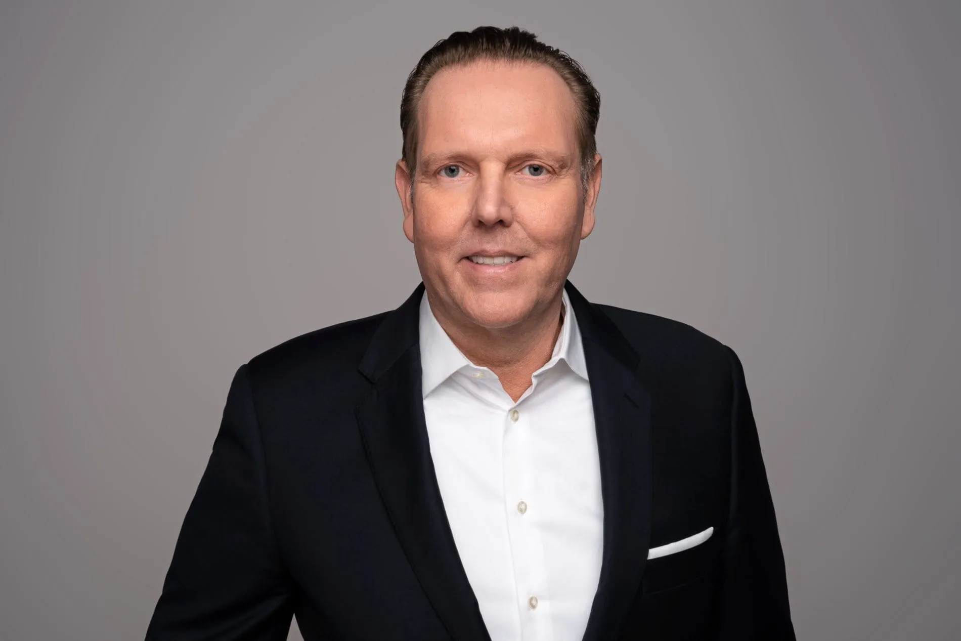 Fibona gliedert Légère Hotel Group aus