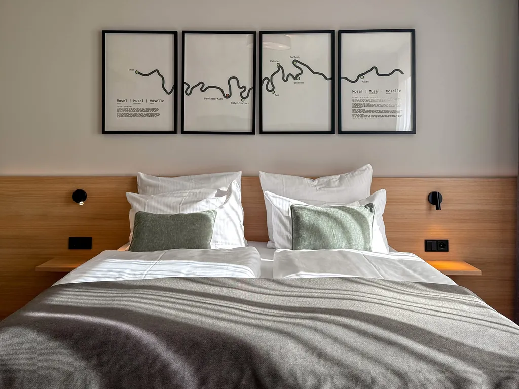 Zimmer im JUFA Hotel in Bernkastel-Kues...