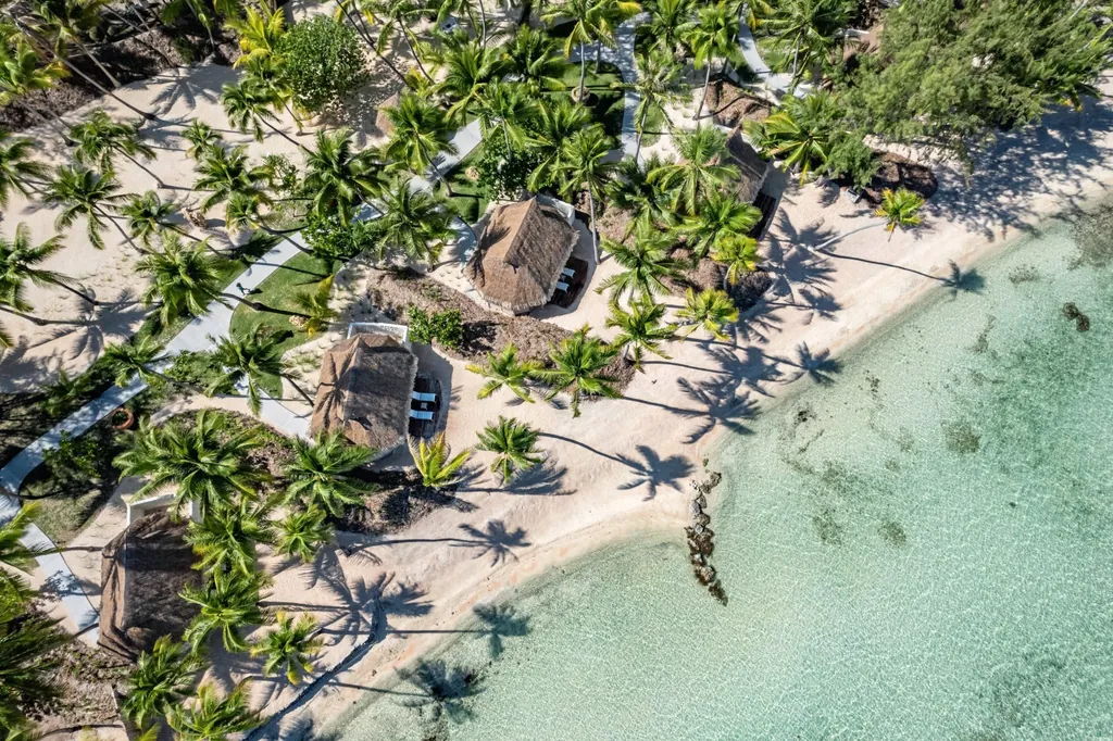 Etwa eine Flugstunde von Tahiti entfernt, liegt das Relais & Ch&acirc;teaux Le Tikehau auf dem Atoll Tikehau im Tuamotu-Archipel.