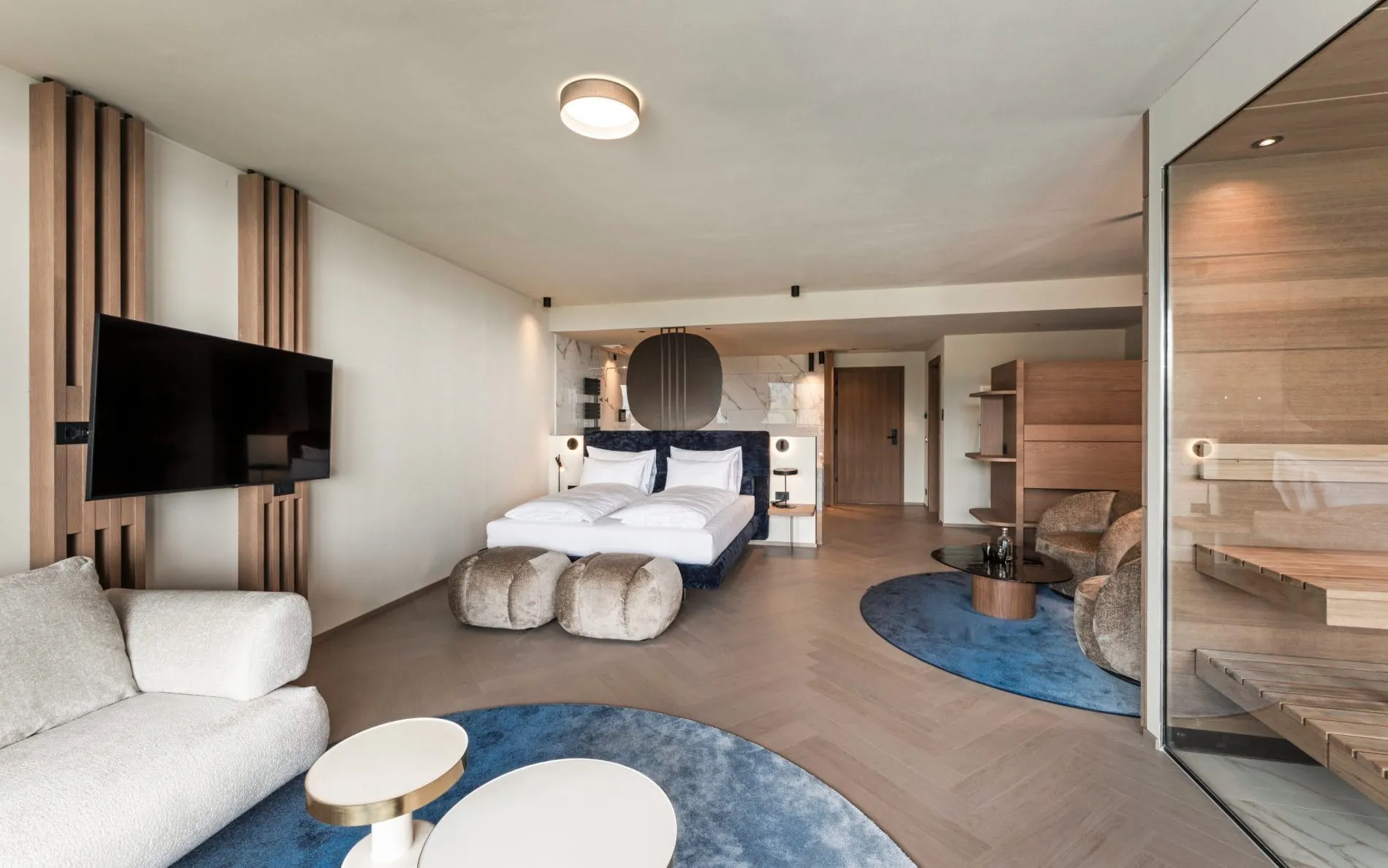 Das Hotel umfasst 81 Zimmer und Suiten.