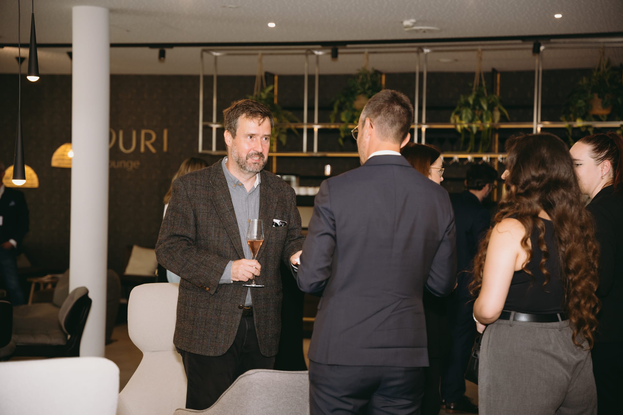 Feierlicher Empfang beim Grand Prix der Tagungshotellerie 2025 in der Lobby des Nouri Hotels in Bad Krozingen.