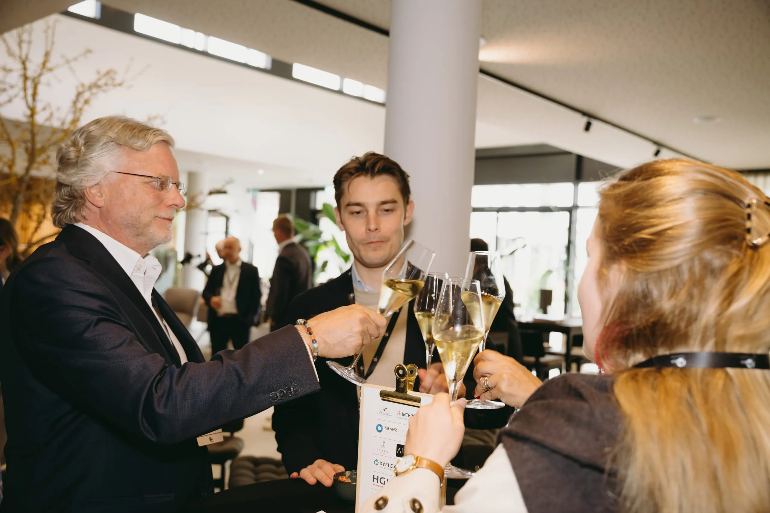 Feierlicher Empfang beim Grand Prix der Tagungshotellerie 2025 in der Lobby des Nouri Hotels in Bad Krozingen.