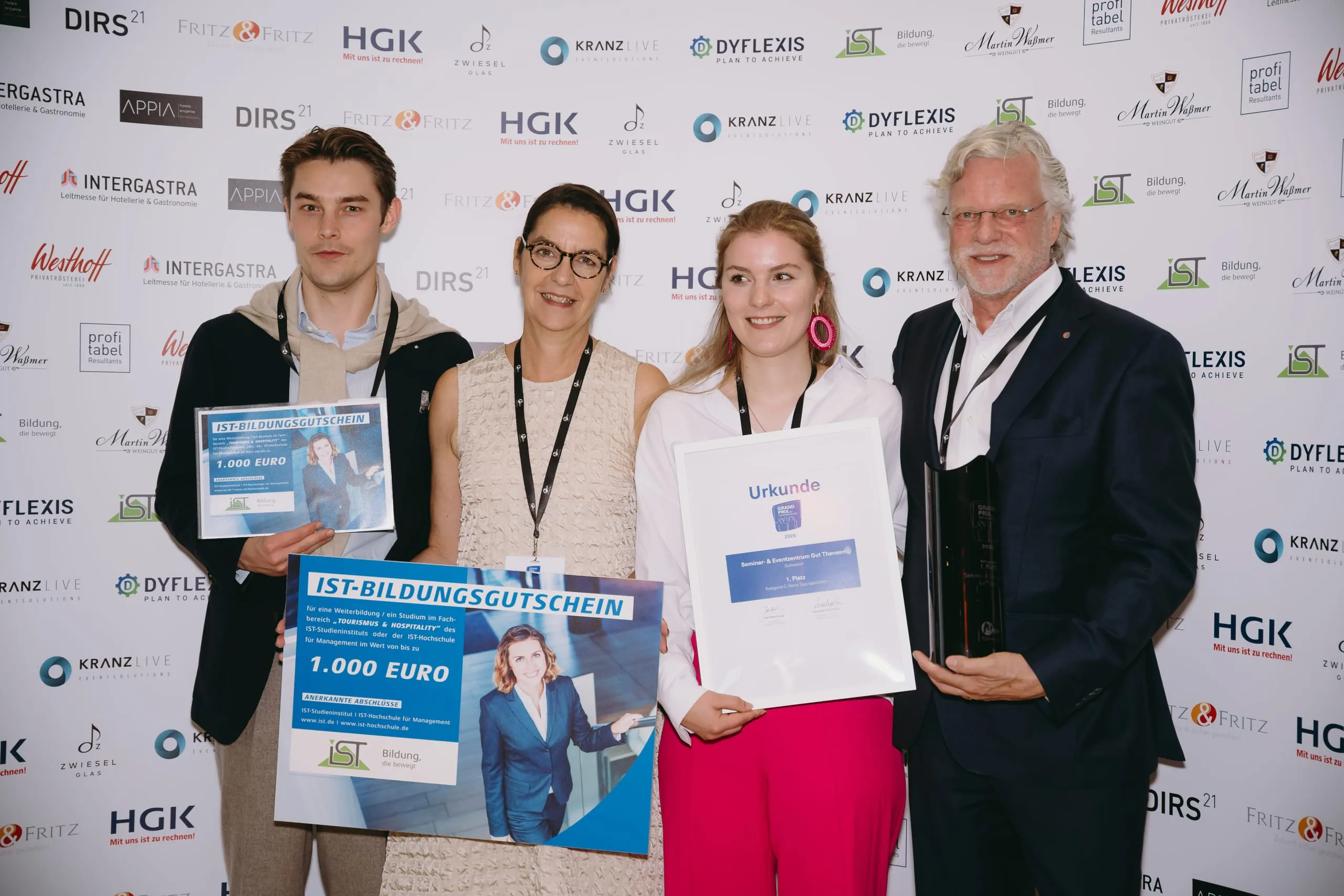 Die Preisverleihung des Grand Prix der Tagungshotellerie: In der Kategorie der reinen Tagungsstätten machte das Seminar- und Eventzentrum Gut Thansen in Soderstorf das Rennen.