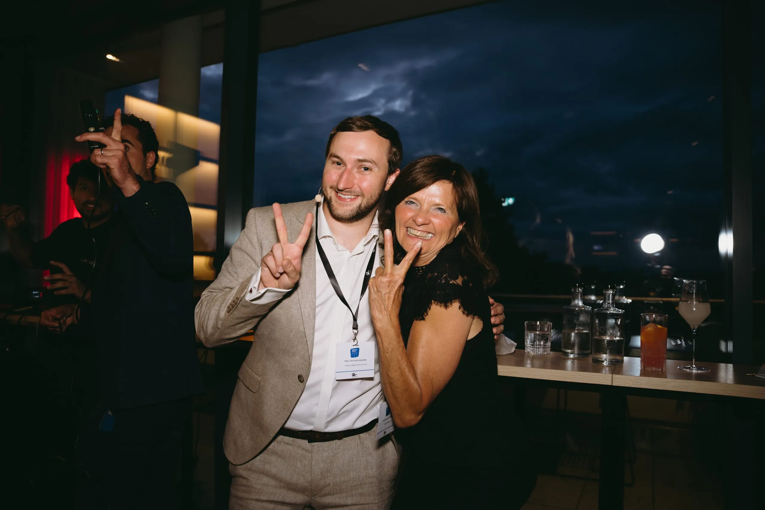 Locationwechsel in die Nouri Bar: Erstmalig verlieh Mein Tophotel in diesem Jahr den Award „Coolste Hotelbar 2025“, über den im Vorfeld per Online-Voting abgestimmt werden konnte.