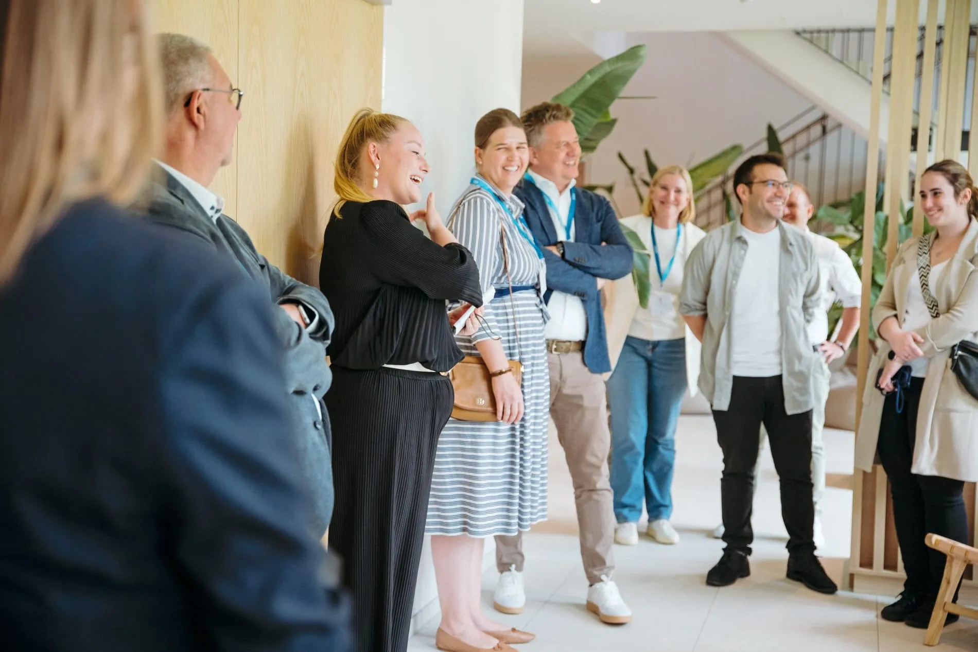 Nachmittagsprogramm: Eine Hausführung durch das Nouri Hotel.