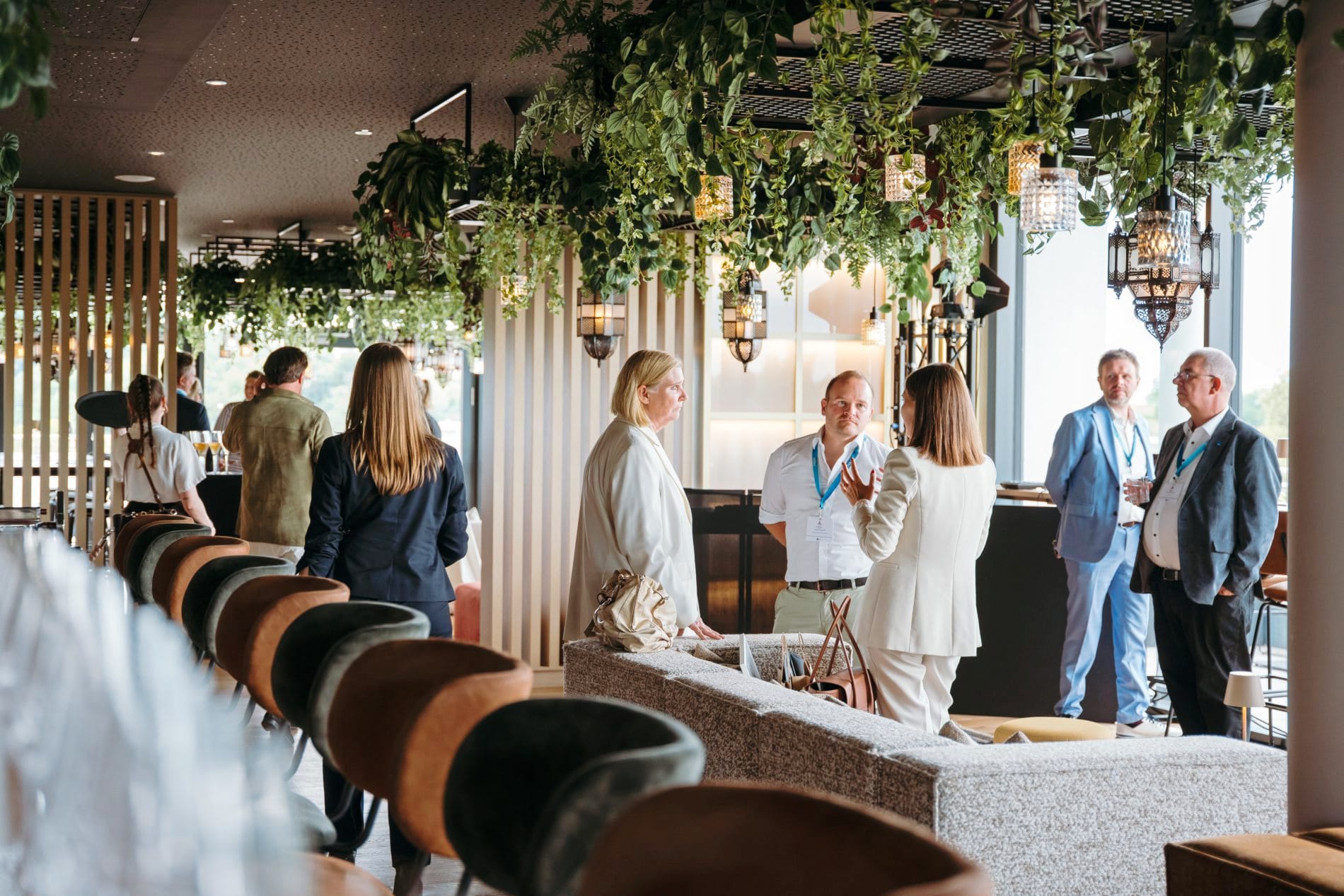 Nachmittagsprogramm: Eine Hausführung durch das Nouri Hotel.