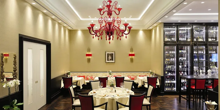 Gourmetadresse: Mary&rsquo;s Restaurant in Kastens Hotel Luisenhof steht f&uuml;r gehobene Gastronomie - ab sofort unter dem Markendach der Worldhotel Luxury Collection.