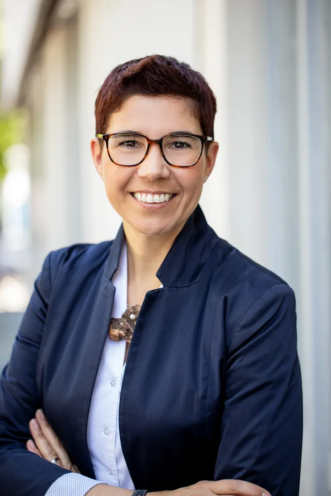 Sonja Zdiarsky Industrietalk Gebäudetechnik Automation Porträt