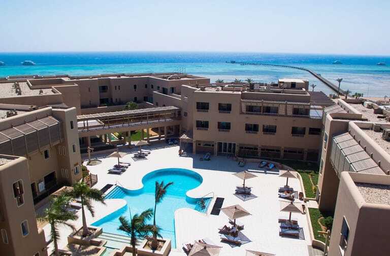 Breakers Diving and Surfing Lodge; Soma Bay
