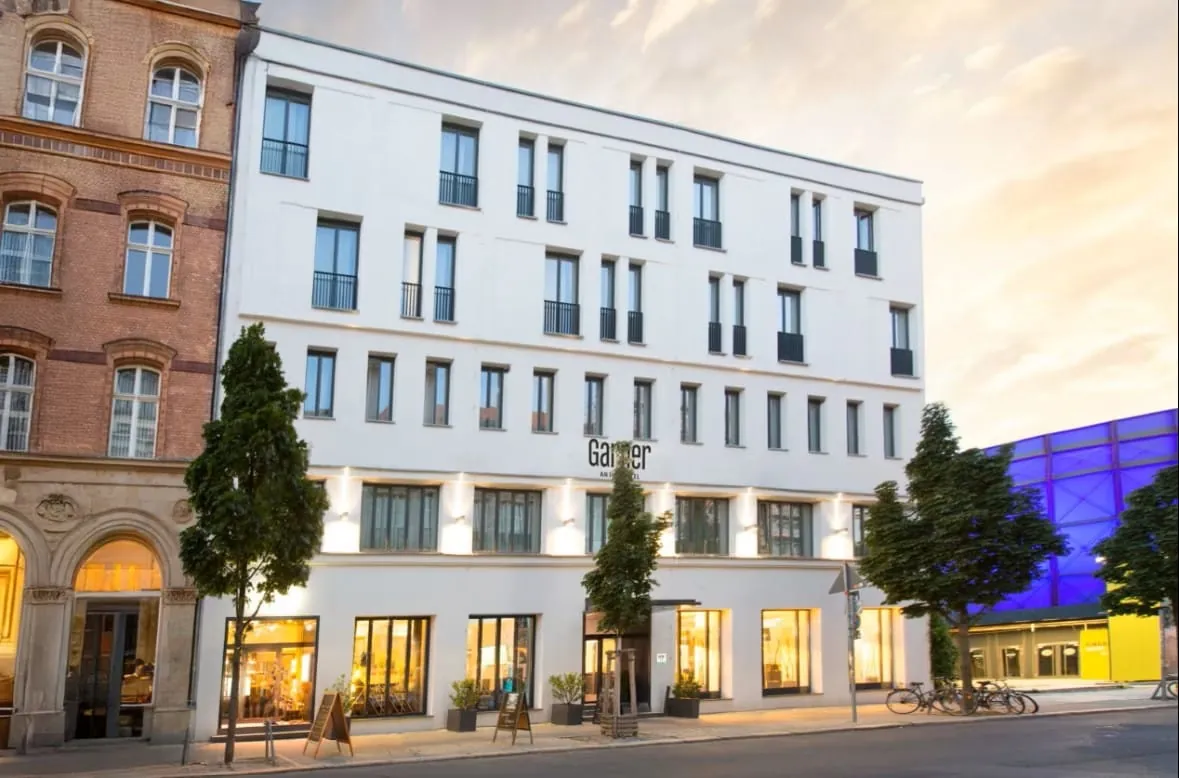 Außenansicht des Garner Hotel Berlin Mitte.