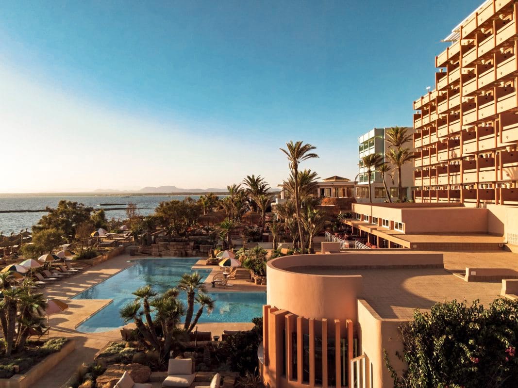 Das Bikini Island & Mountain Hotel Es Trenc auf Mallorca.