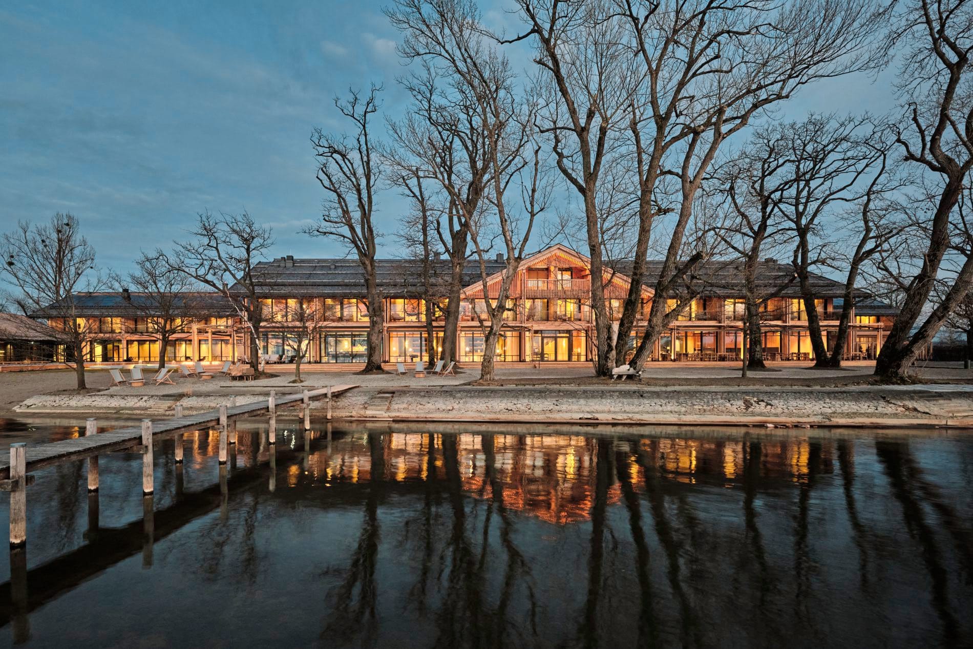 Der Chiemgauhof Lakeside Retreat in Übersee.