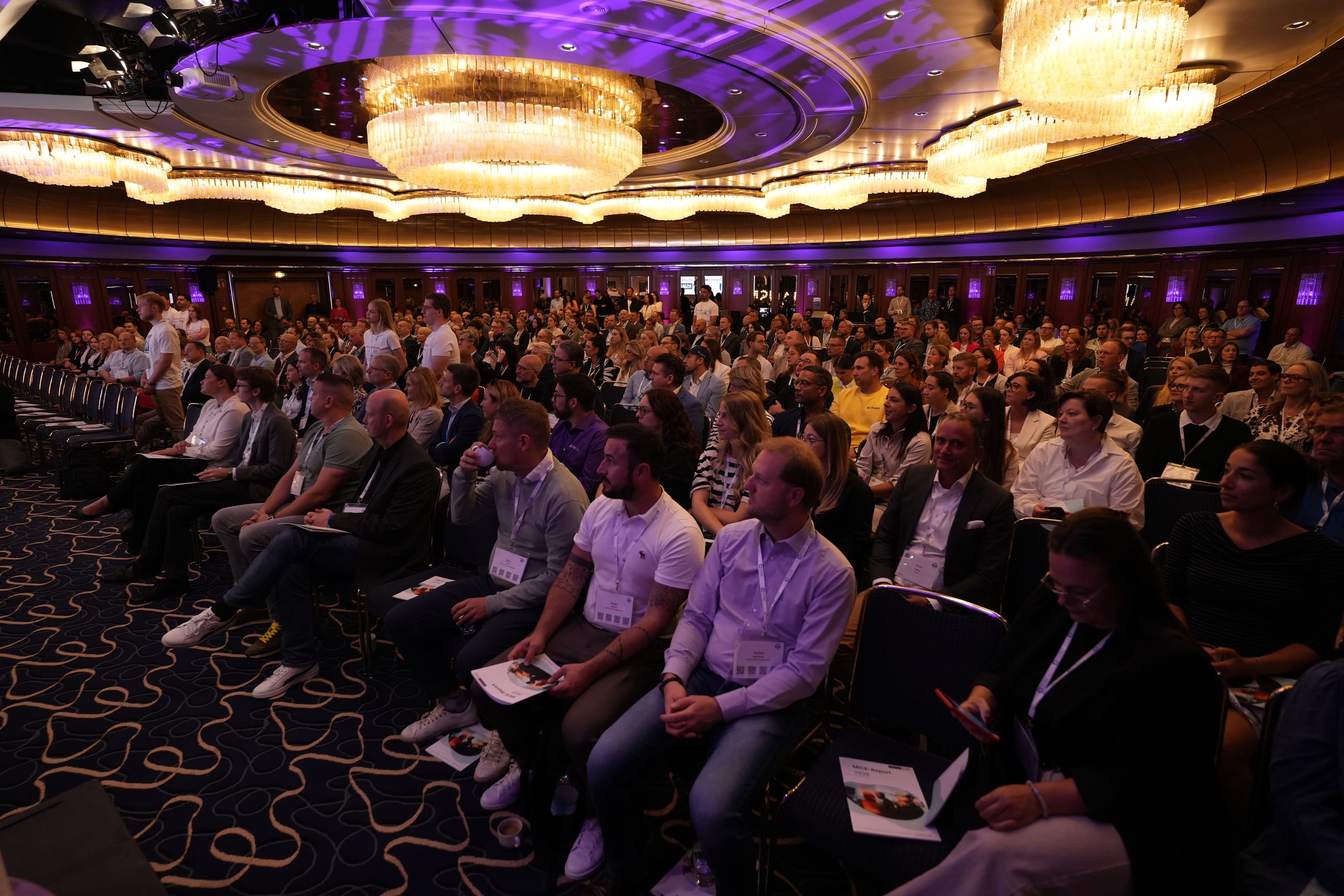 HSMA Day 2025: Das Branchentreffen in Köln stand ganz im Zeichen von inspirierenden Keynotes und praxisnahen Deep Dives zu aktuellen Themen.