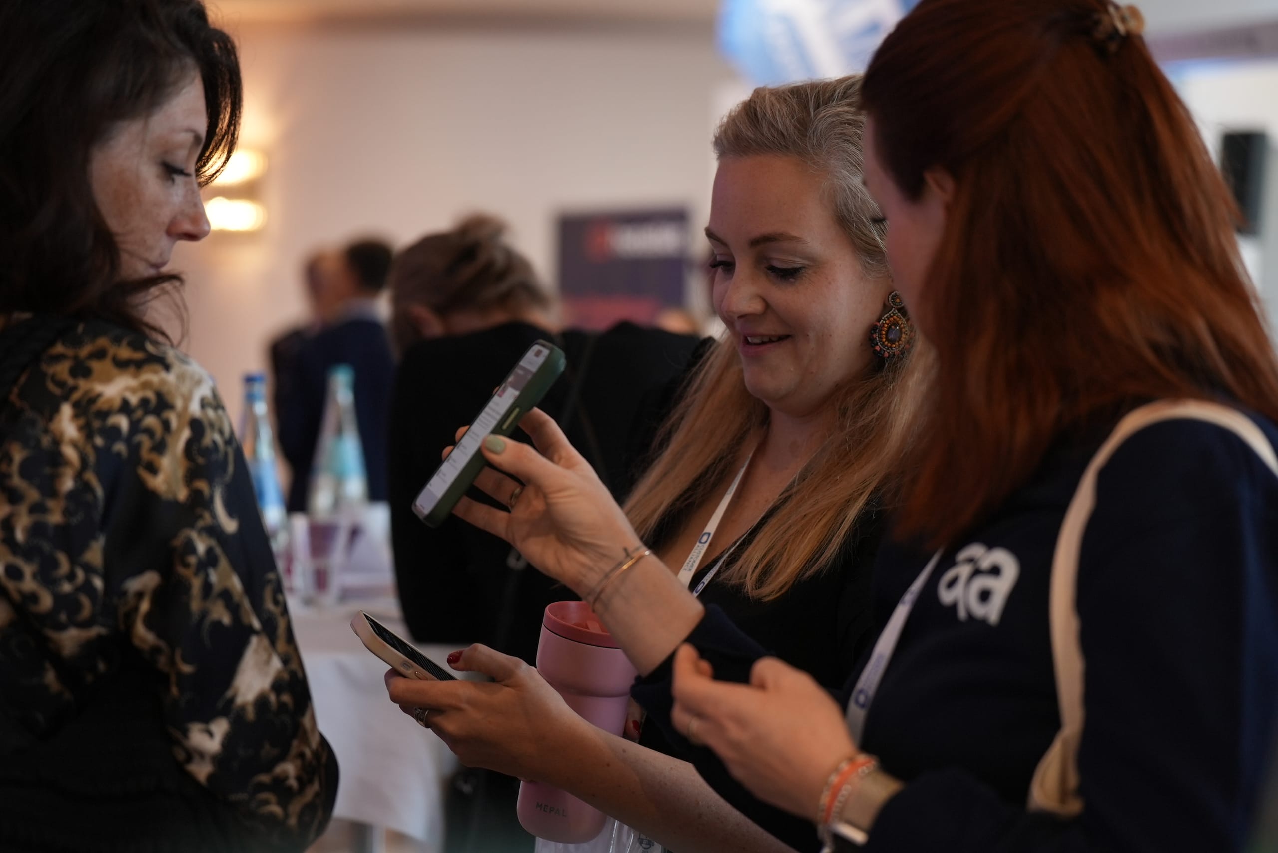 HSMA Day 2025: Zwischen den Vorträgen konnten die Teilnehmenden die Zeit zum networken nutzen.