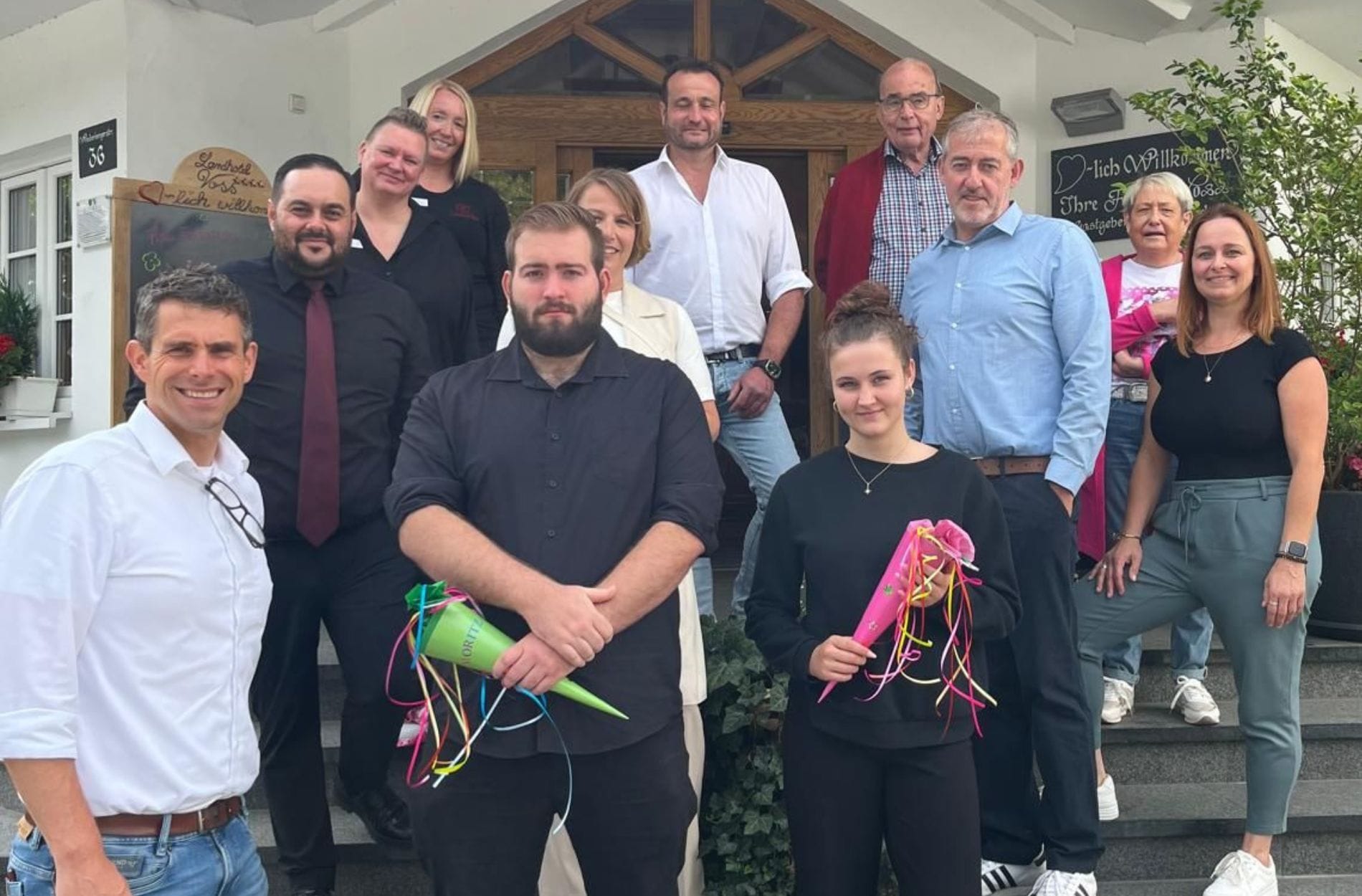 Ausbildungsstart in den Hotels der Kooperation „Die Sterne im Sauerland“: Welcome für die neuen Azubis im Landhotel Voss in Lennestadt.