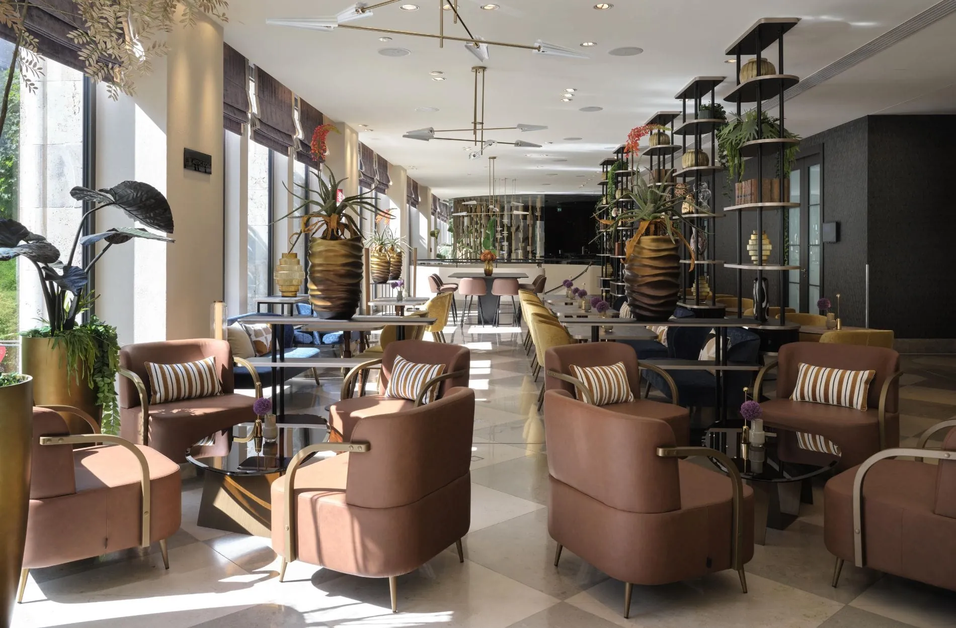 Lounge-Atmosphäre: Die Lobby im The Posthouse Berlin – Leonardo Limited Edition.