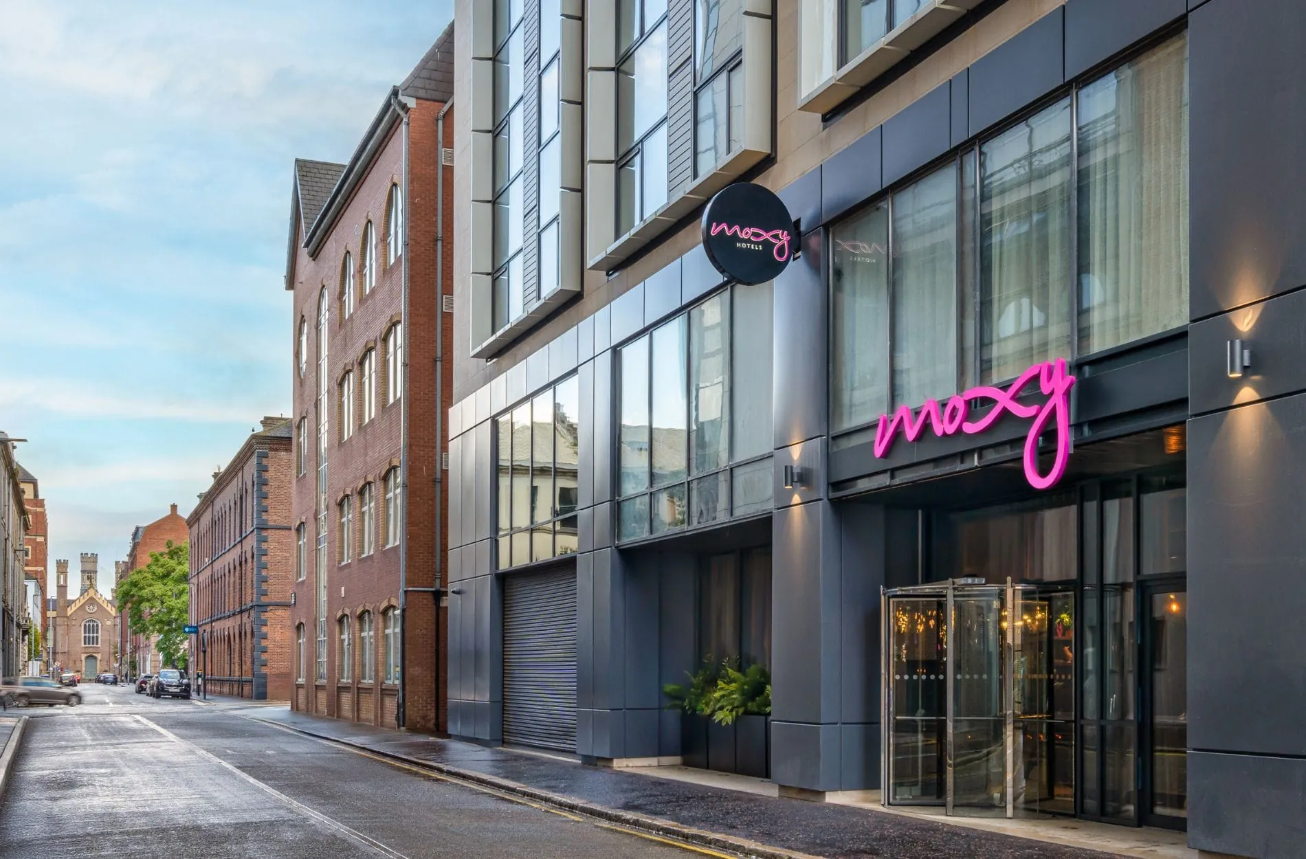 Moxy Belfast City Außenansicht