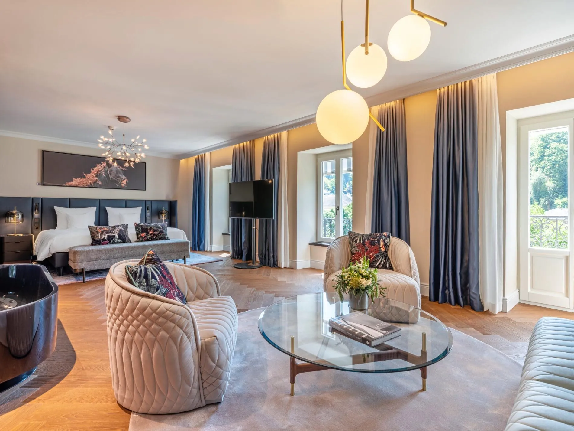 Nach mehrjähriger Renovierung hat Steigenberger sein Gründungshotel, den Europäischen Hof in Baden-Baden, feierlich wiedereröffnet.