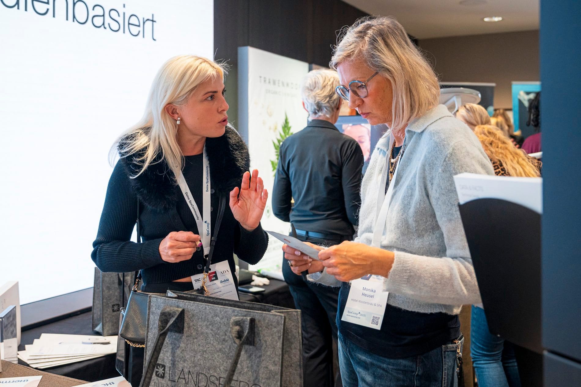 Impressionen vom SpaCamp 2025: 190 Spa- und Wellness-Experten trafen sich drei Tage lang im Interalpen-Hotel Tyrol. Im Mittelpunkt standen Inspiration und Networking.