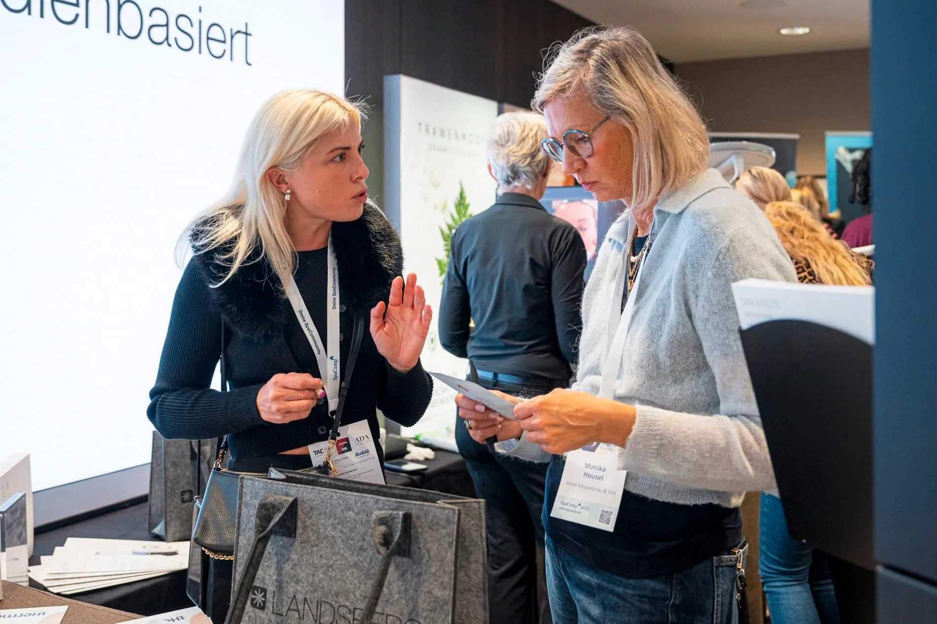 Impressionen vom SpaCamp 2025: 190 Spa- und Wellness-Experten trafen sich drei Tage lang im Interalpen-Hotel Tyrol. Im Mittelpunkt standen Inspiration und Networking.