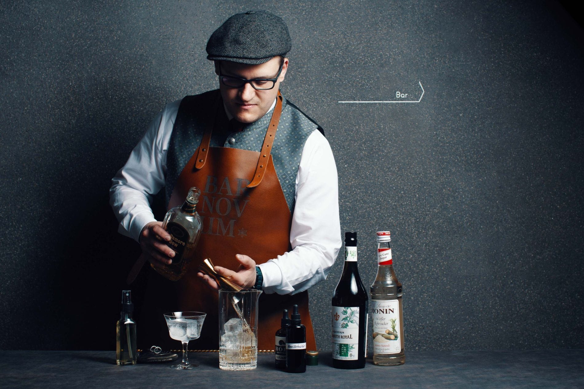 Der Geschmacksinnovator: Oliver Polster transferiert die Kunst des Kochens an die Bar. Seine Kreationen beweisen: Mut zur ungewöhnlichen Kombination zahlt sich aus.