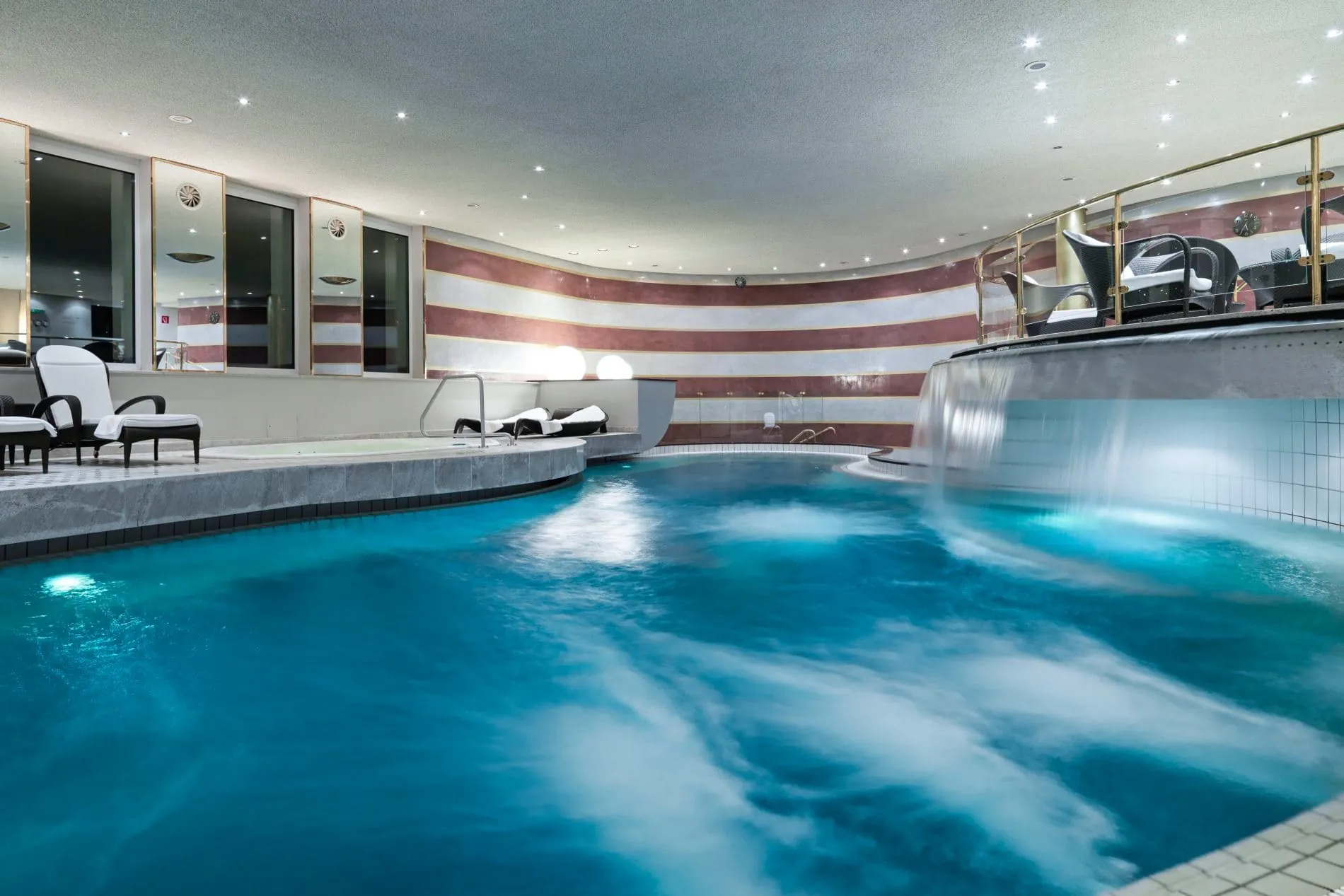 Grand Hotel Zürserhof Pool