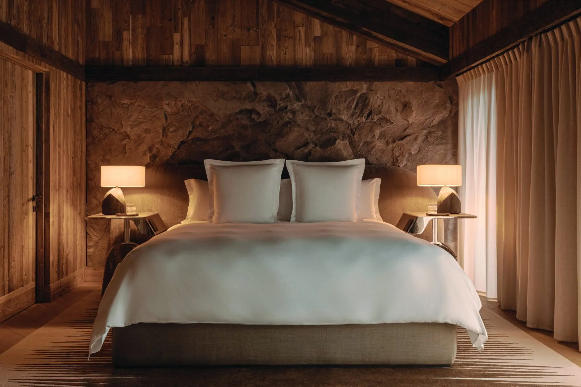 Rosewood Courchevel Le Jardin Alpin_Bedroom