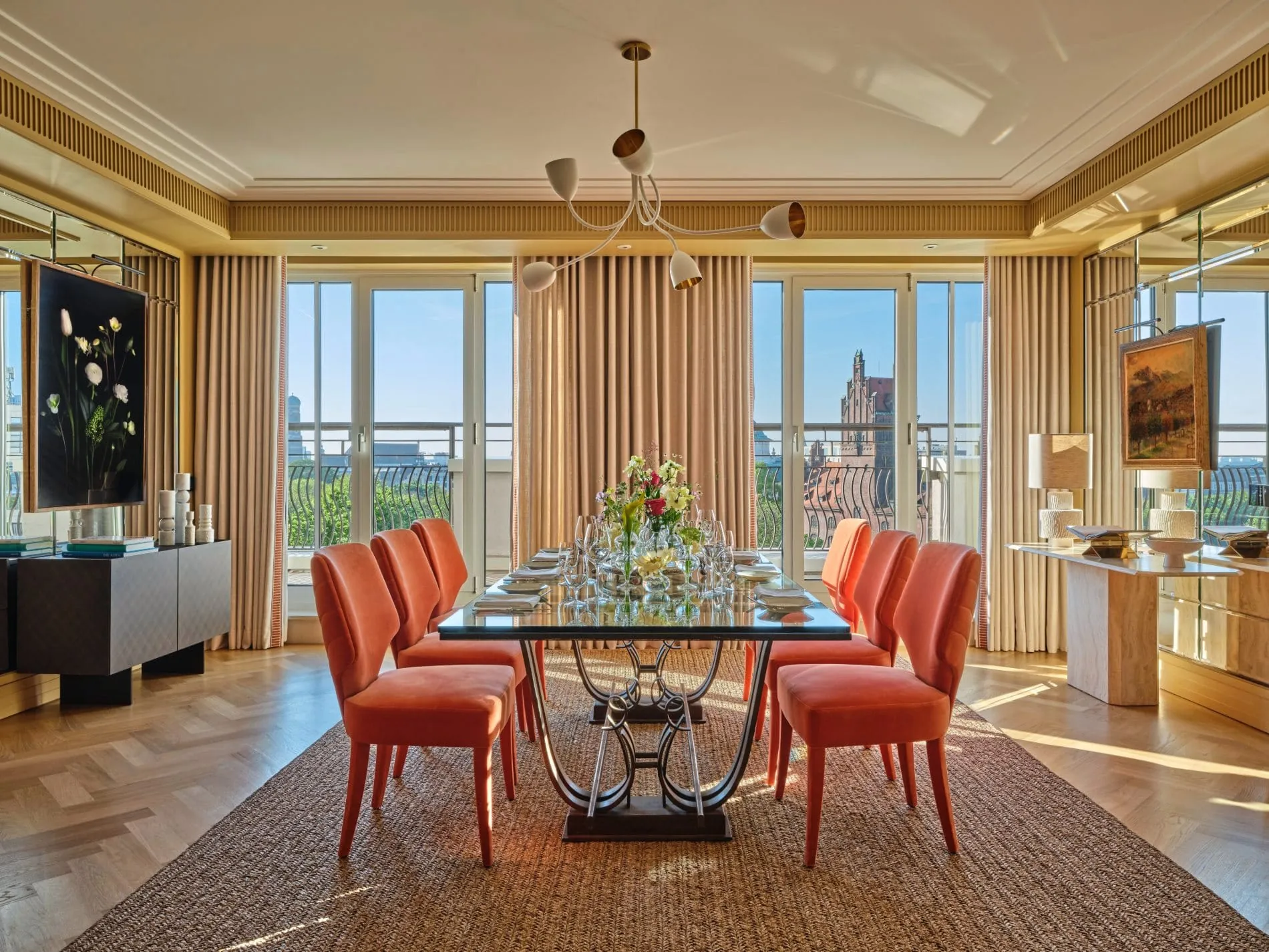 The Charles Hotel München Foodarea Monforte Royal Suite